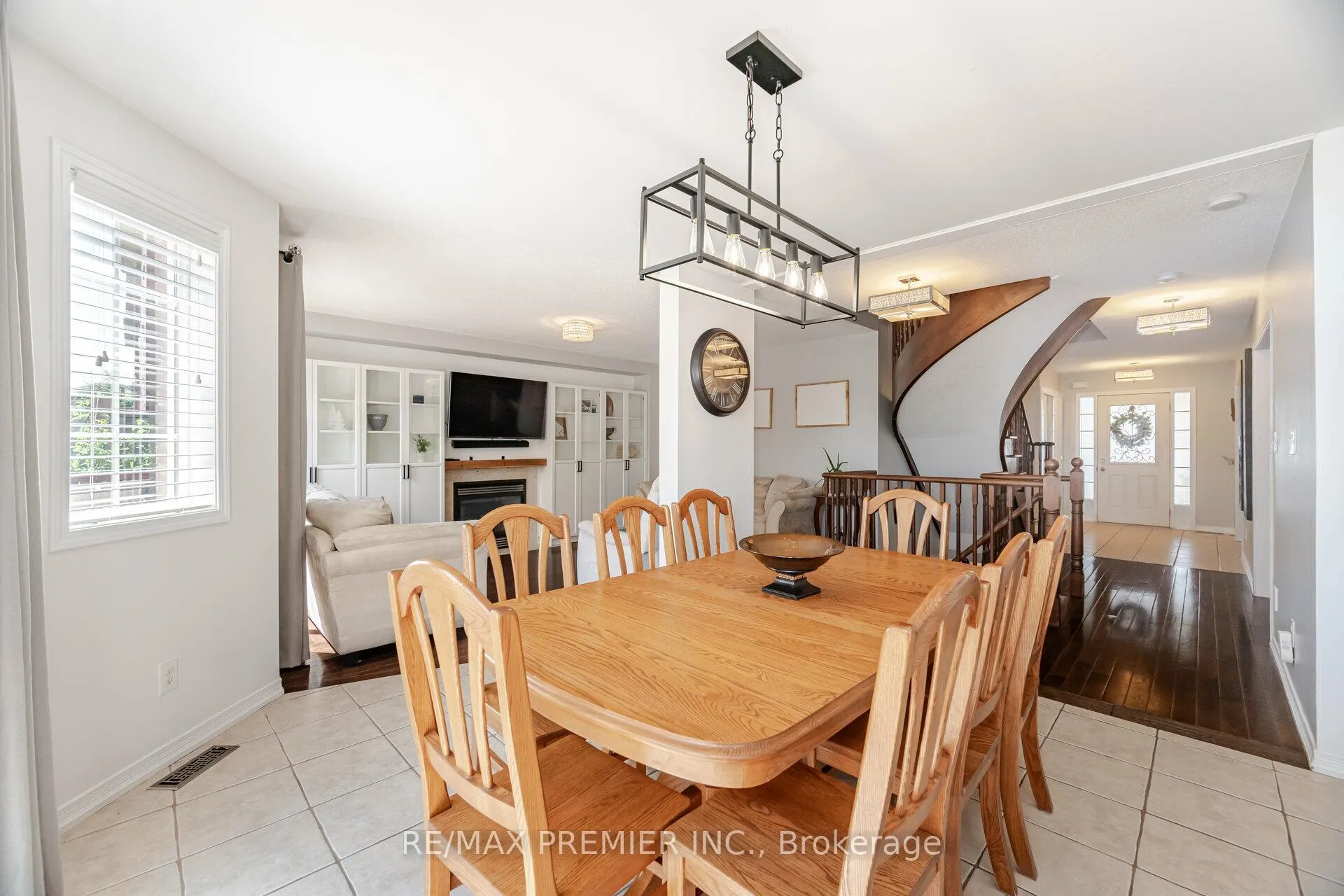 Photo 13 of 2233 Nevils Street, Innisfil, Alcona — HOMEH