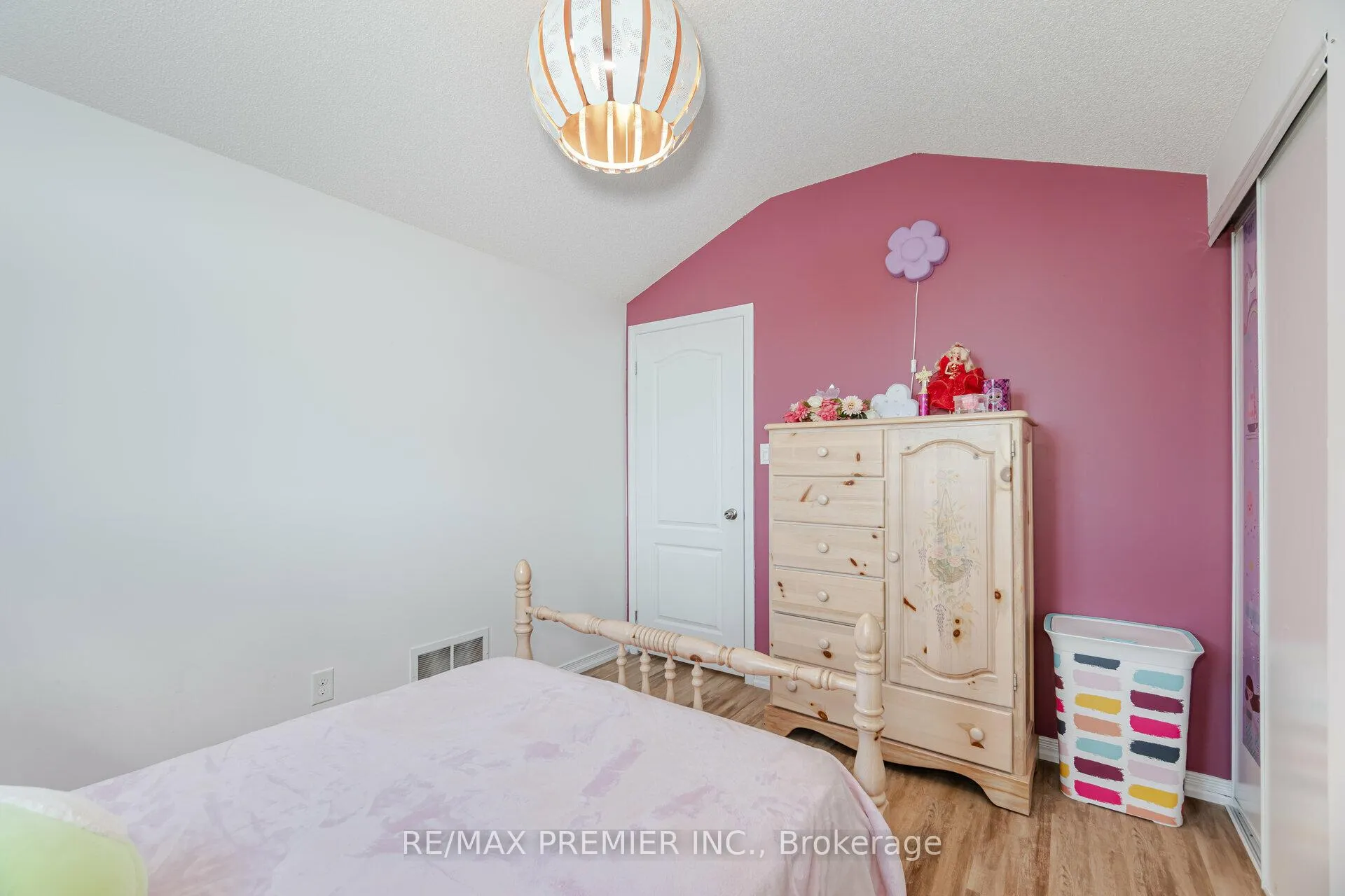 Photo 28 of 2233 Nevils Street, Innisfil, Alcona — HOMEH