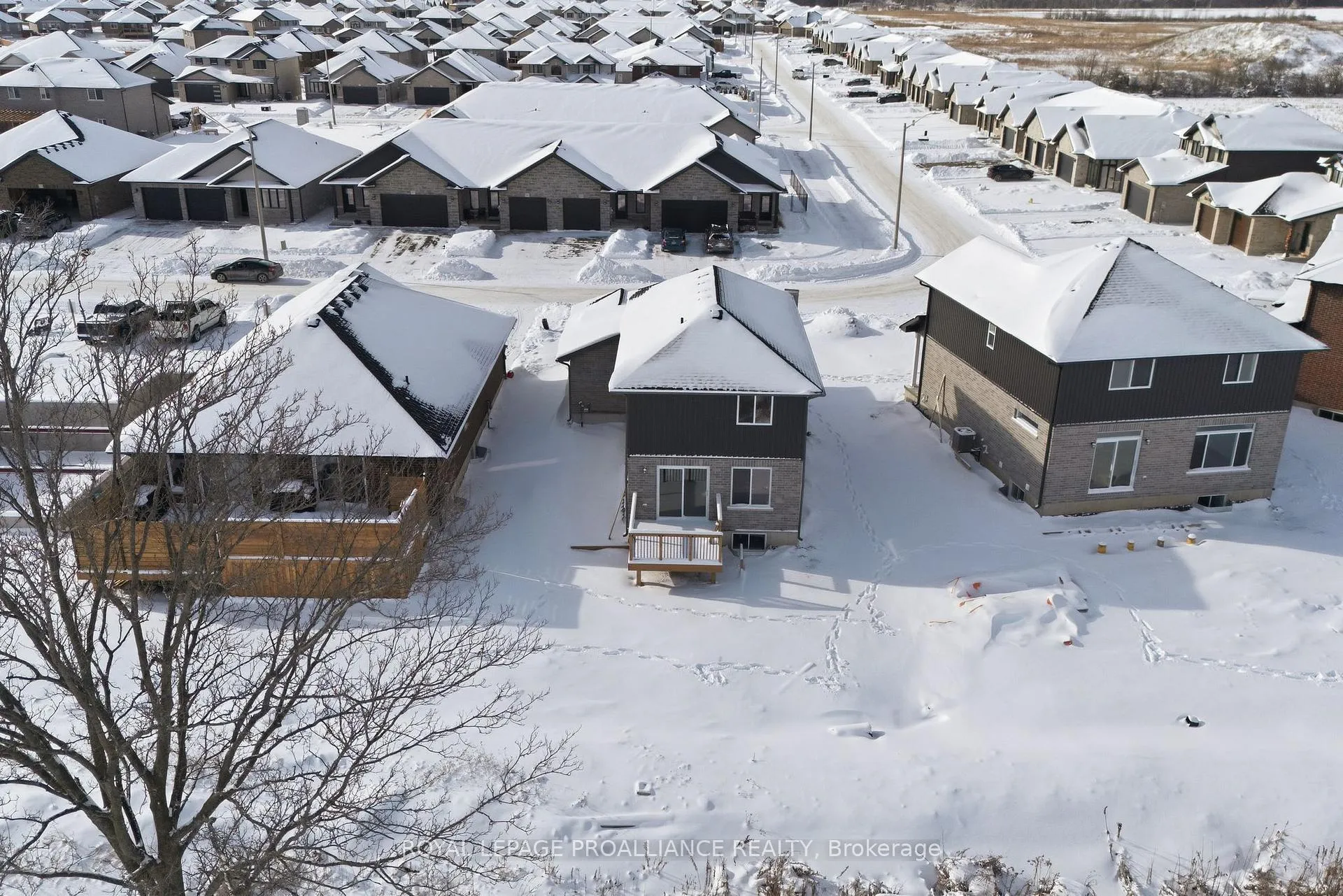 Photo 33 of 93 Raycroft Drive, Belleville, Thurlow Ward — HOMEH