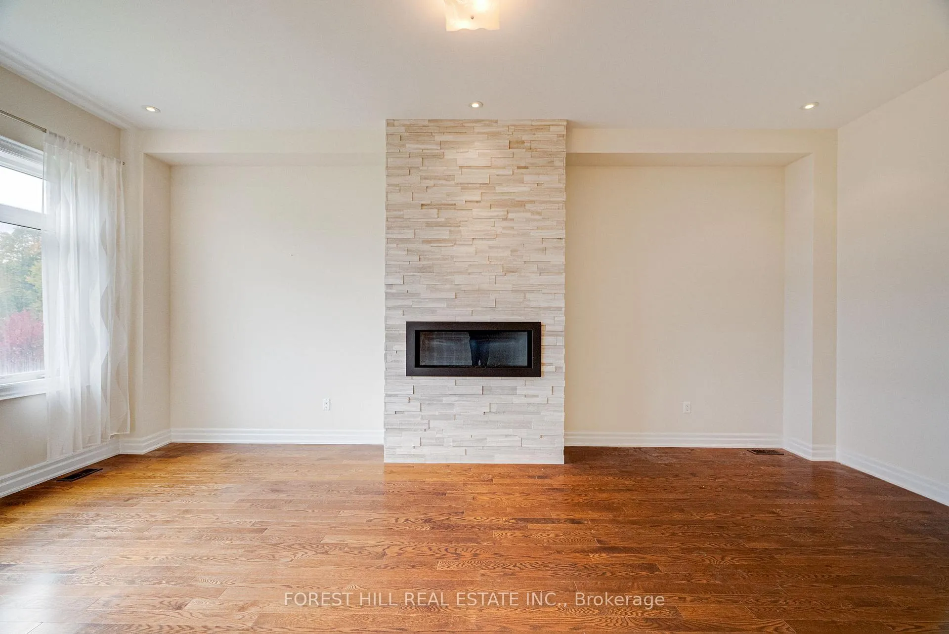 Photo 19 of 87 Strawbridge Farm Drive, Aurora, Aurora Grove — HOMEH
