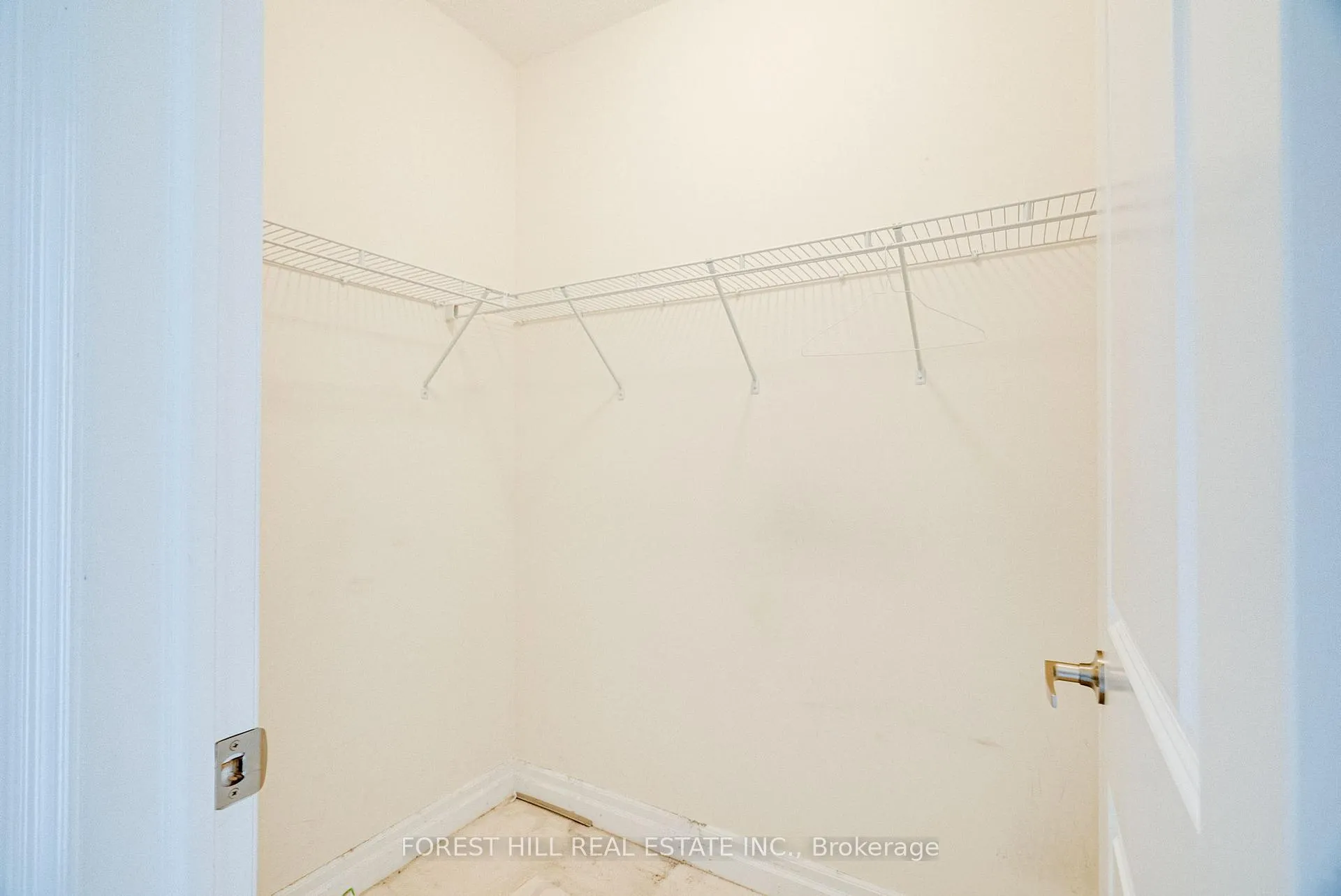 Photo 26 of 87 Strawbridge Farm Drive, Aurora, Aurora Grove — HOMEH