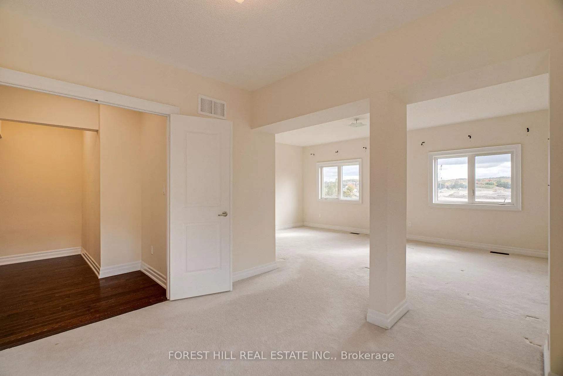 Photo 35 of 87 Strawbridge Farm Drive, Aurora, Aurora Grove — HOMEH