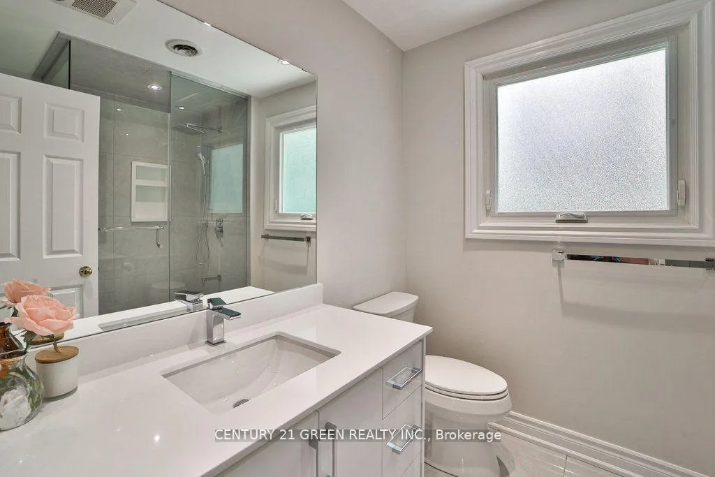 Photo 19 of 25 Ferrah Street, Markham, Unionville — HOMEH