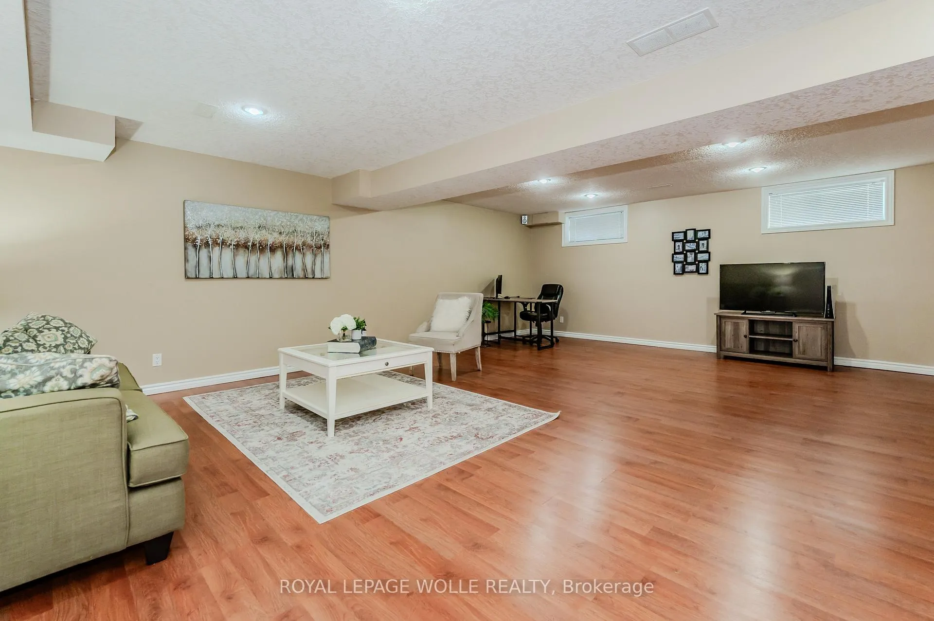 Photo 25 of 547 St Moritz Avenue, Waterloo — HOMEH