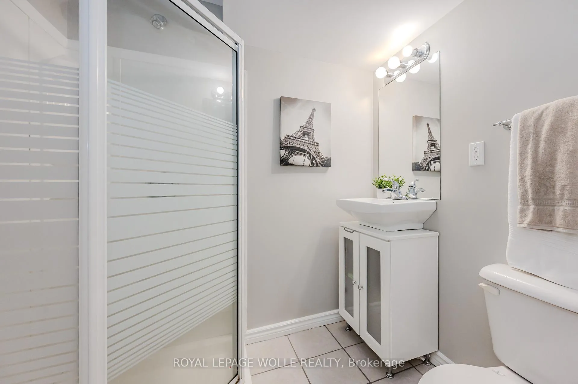 Photo 27 of 547 St Moritz Avenue, Waterloo — HOMEH