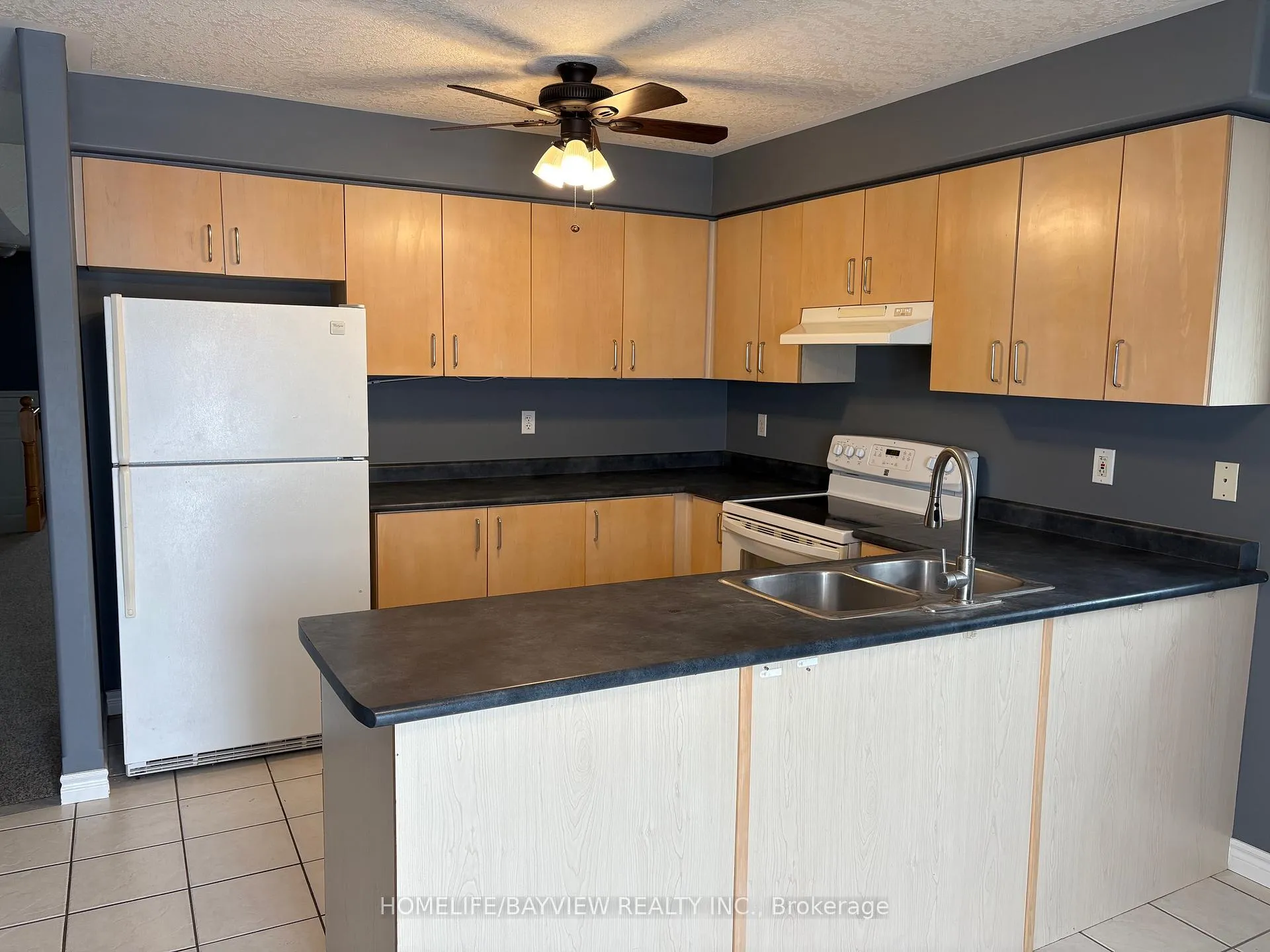 Photo 7 of 4 Quinlan Road, Barrie, Georgian Drive — HOMEH