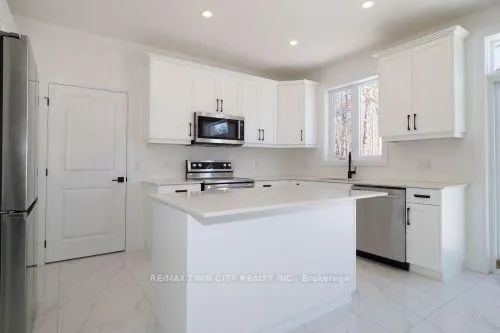 Photo 12 of 213 Fallowfield Drive, Kitchener — HOMEH
