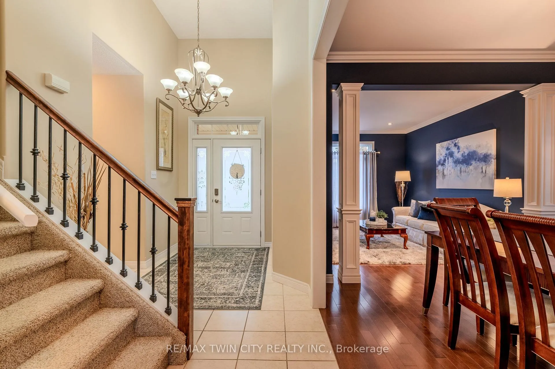 Photo 2 of 79 Taylor Road, Brant, South Dumfries — HOMEH