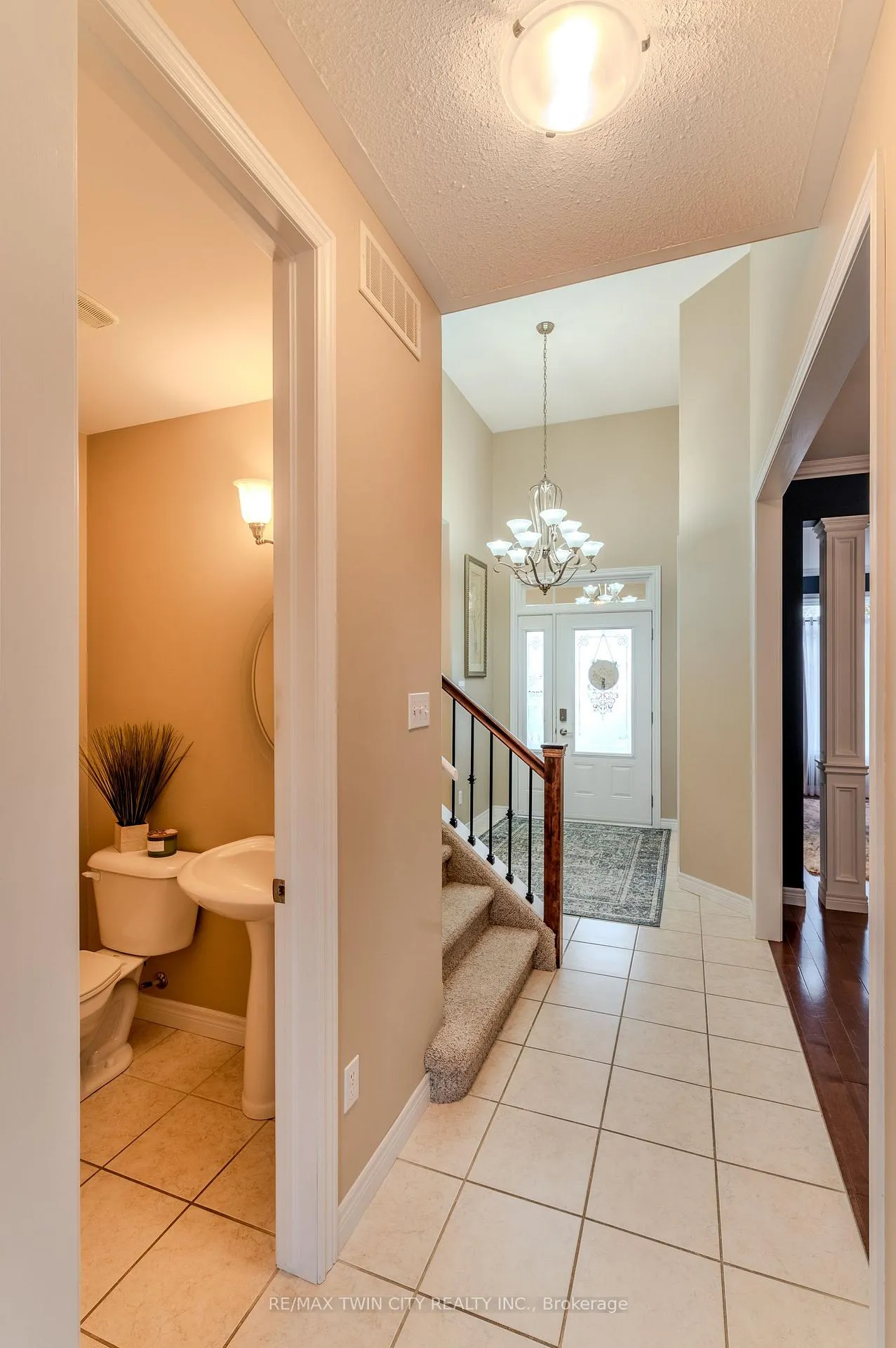 Photo 11 of 79 Taylor Road, Brant, South Dumfries — HOMEH