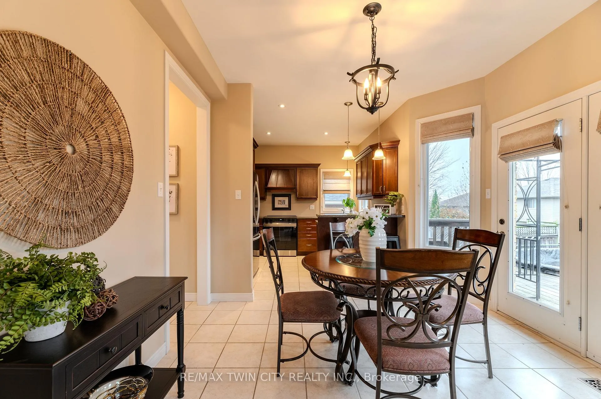 Photo 17 of 79 Taylor Road, Brant, South Dumfries — HOMEH