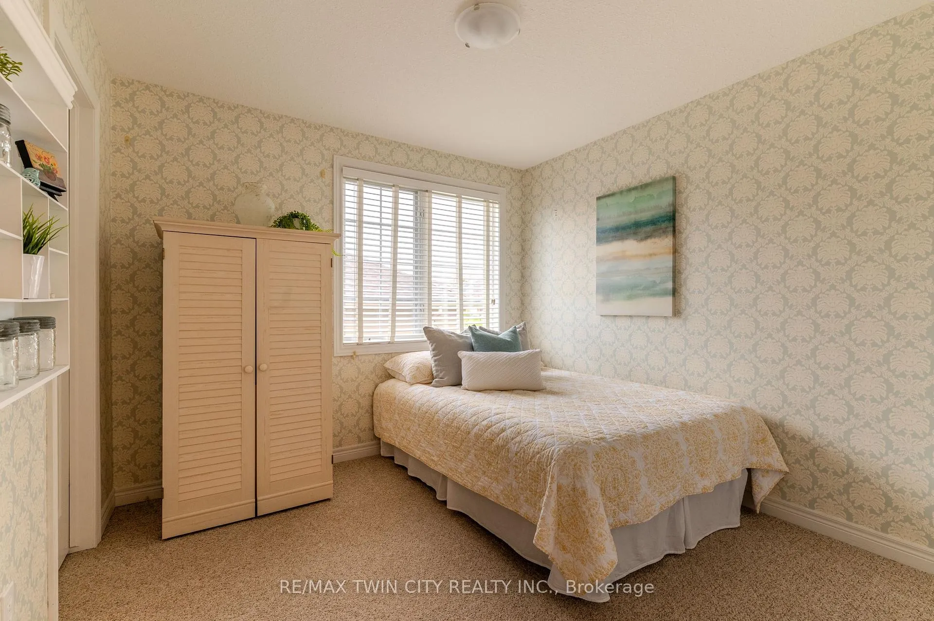 Photo 25 of 79 Taylor Road, Brant, South Dumfries — HOMEH