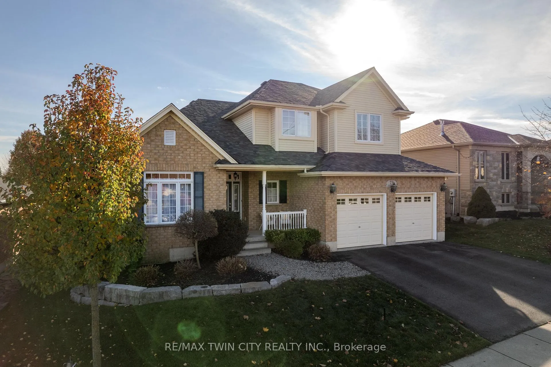 Photo 36 of 79 Taylor Road, Brant, South Dumfries — HOMEH
