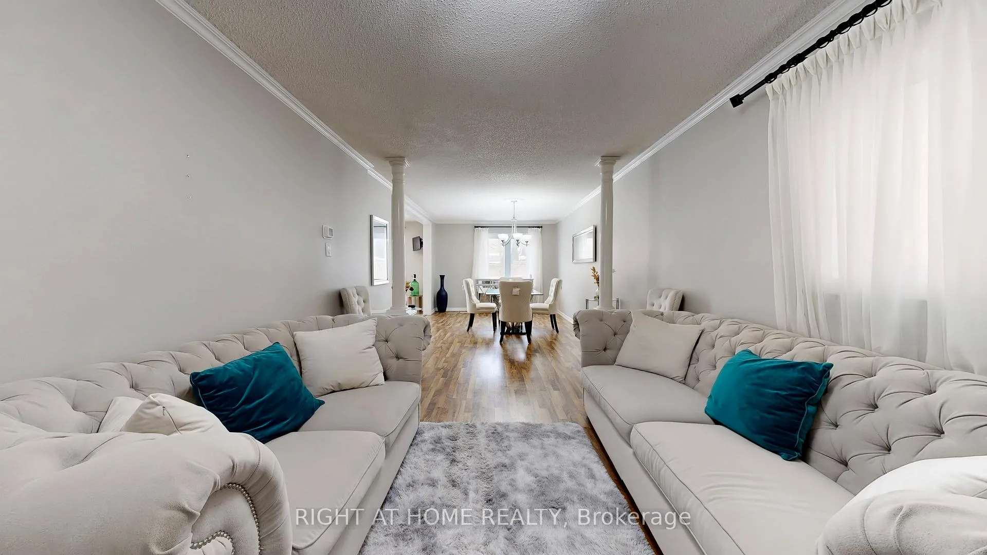 Photo 8 of 46 Furrow Drive, Whitby, Rolling Acres — HOMEH