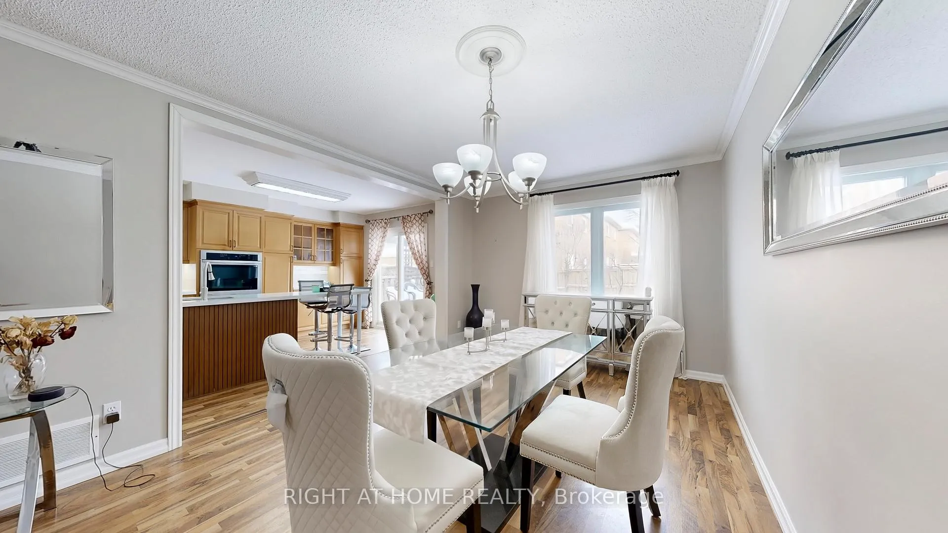 Photo 12 of 46 Furrow Drive, Whitby, Rolling Acres — HOMEH