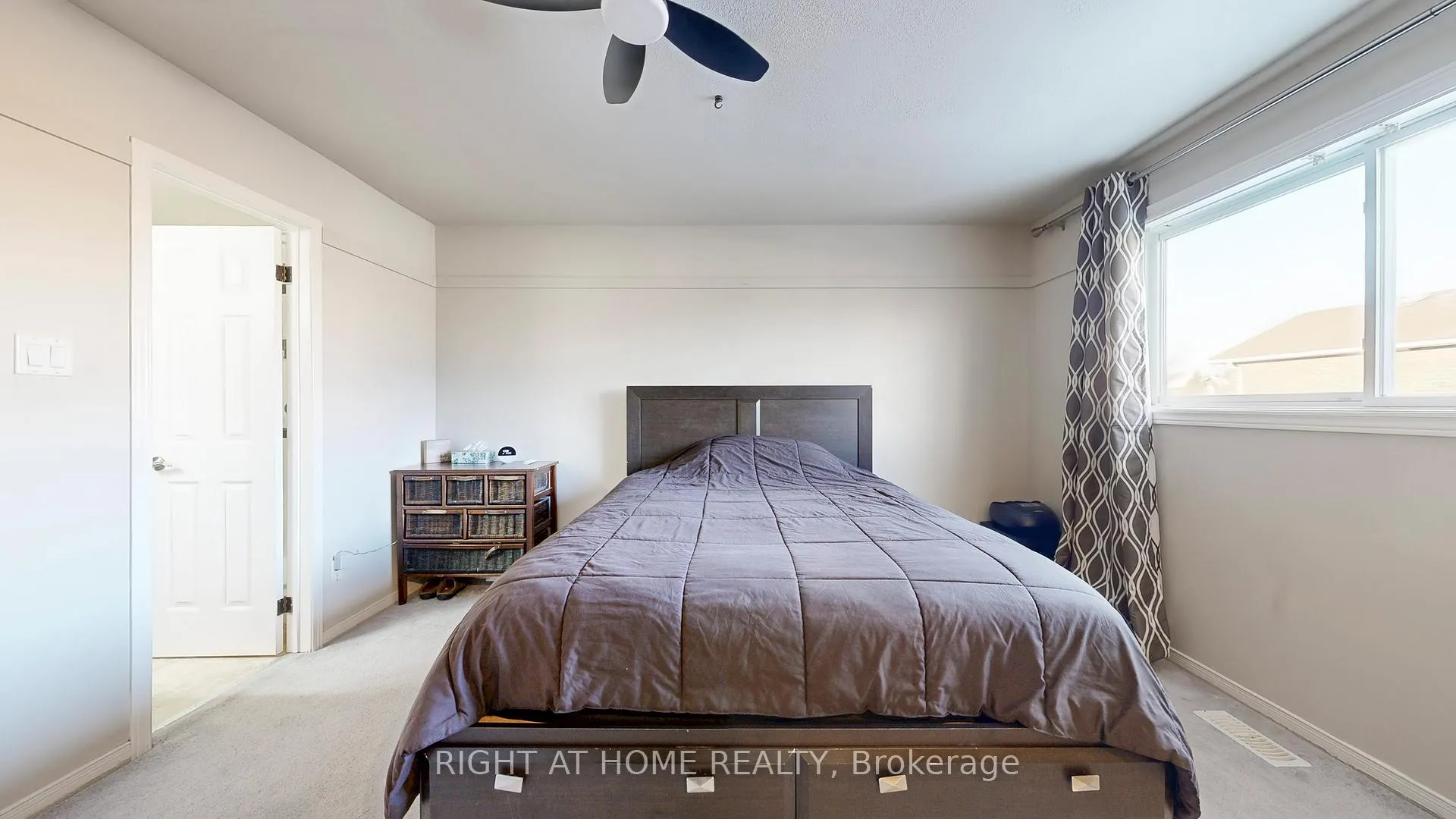 Photo 31 of 46 Furrow Drive, Whitby, Rolling Acres — HOMEH