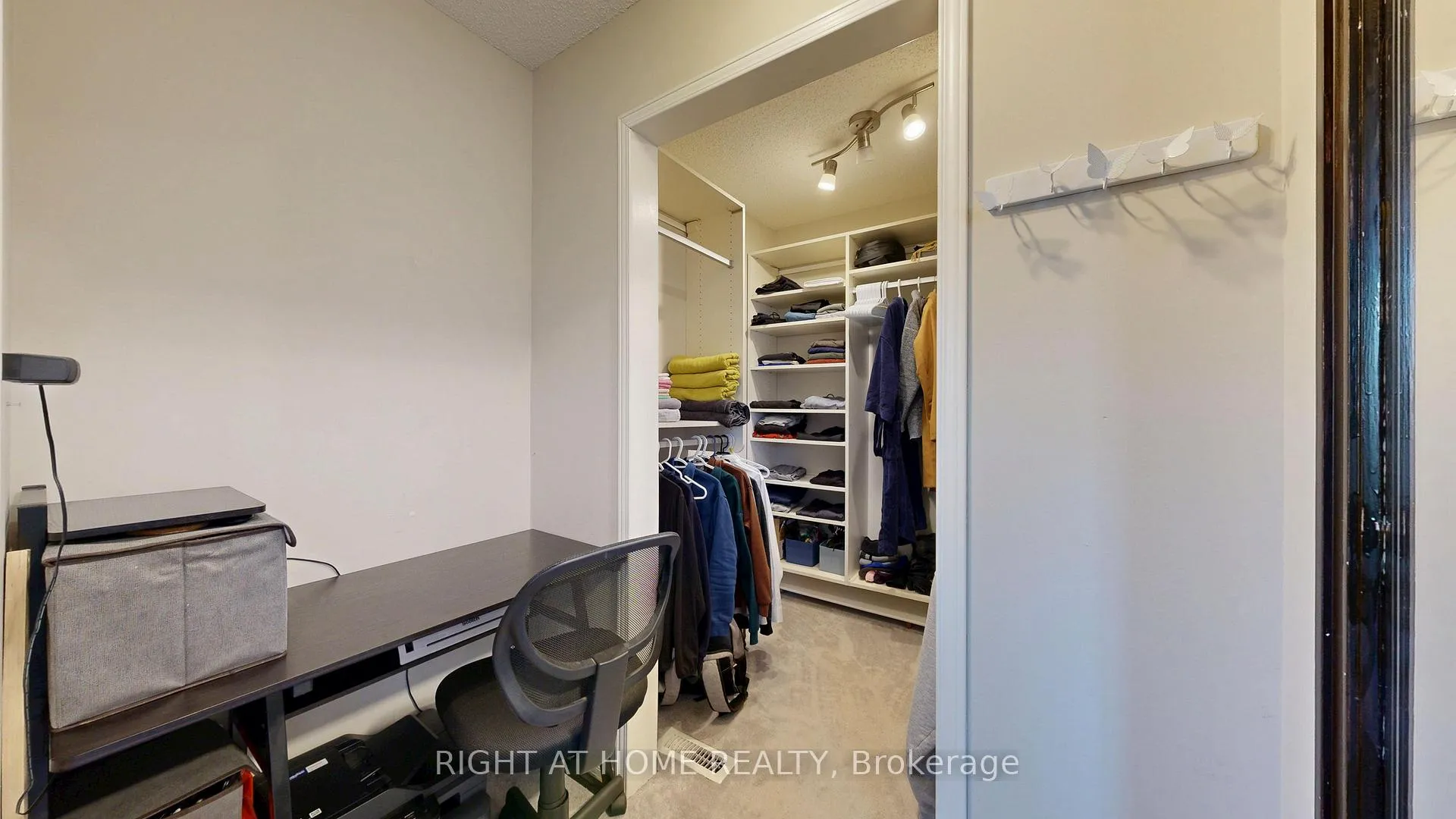 Photo 32 of 46 Furrow Drive, Whitby, Rolling Acres — HOMEH