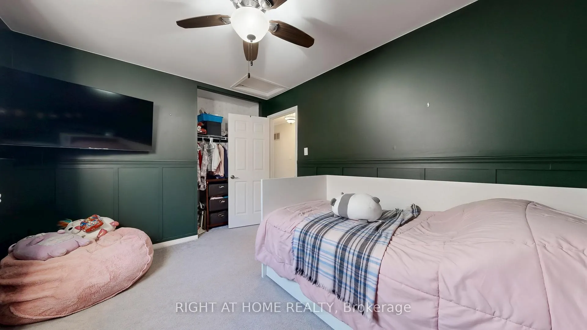 Photo 36 of 46 Furrow Drive, Whitby, Rolling Acres — HOMEH