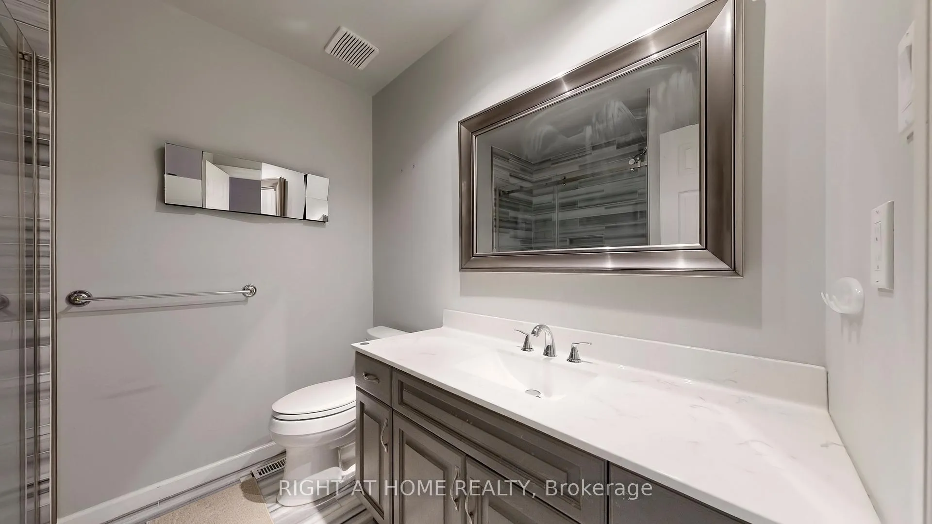 Photo 42 of 46 Furrow Drive, Whitby, Rolling Acres — HOMEH