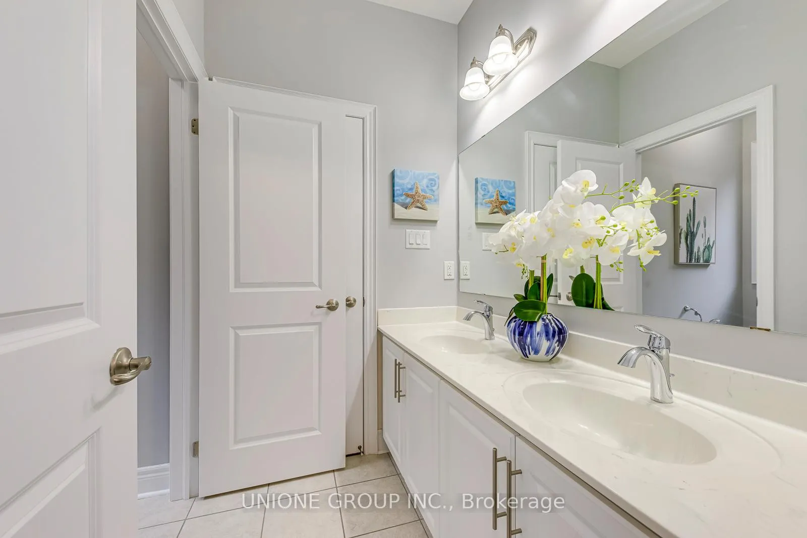 Photo 37 of 166 Hoey Crescent, Oakville, Glenorchy — HOMEH