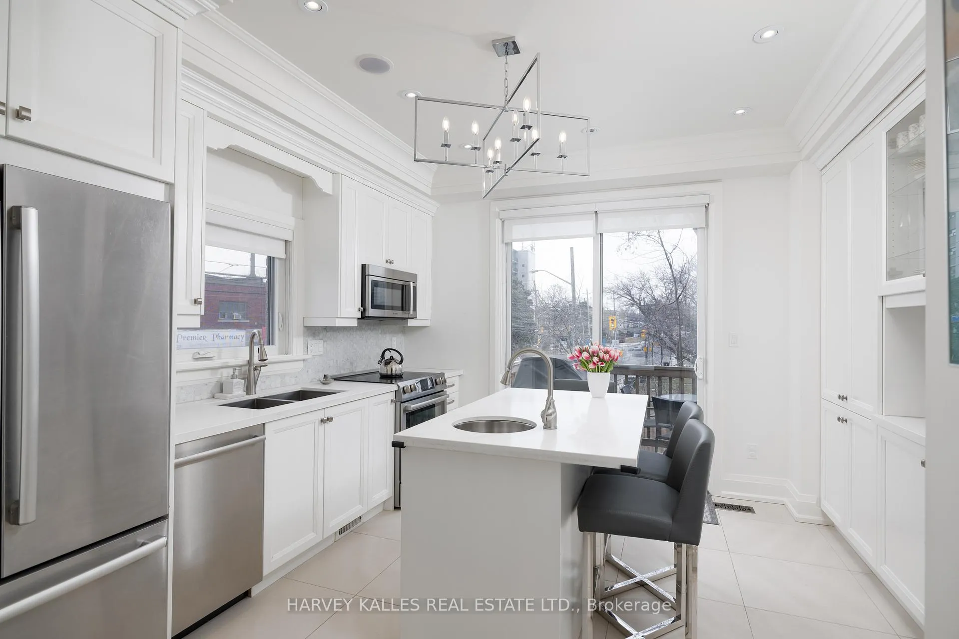 Photo 7 of 1A Khedive Avenue, Toronto, Englemount-Lawrence — HOMEH