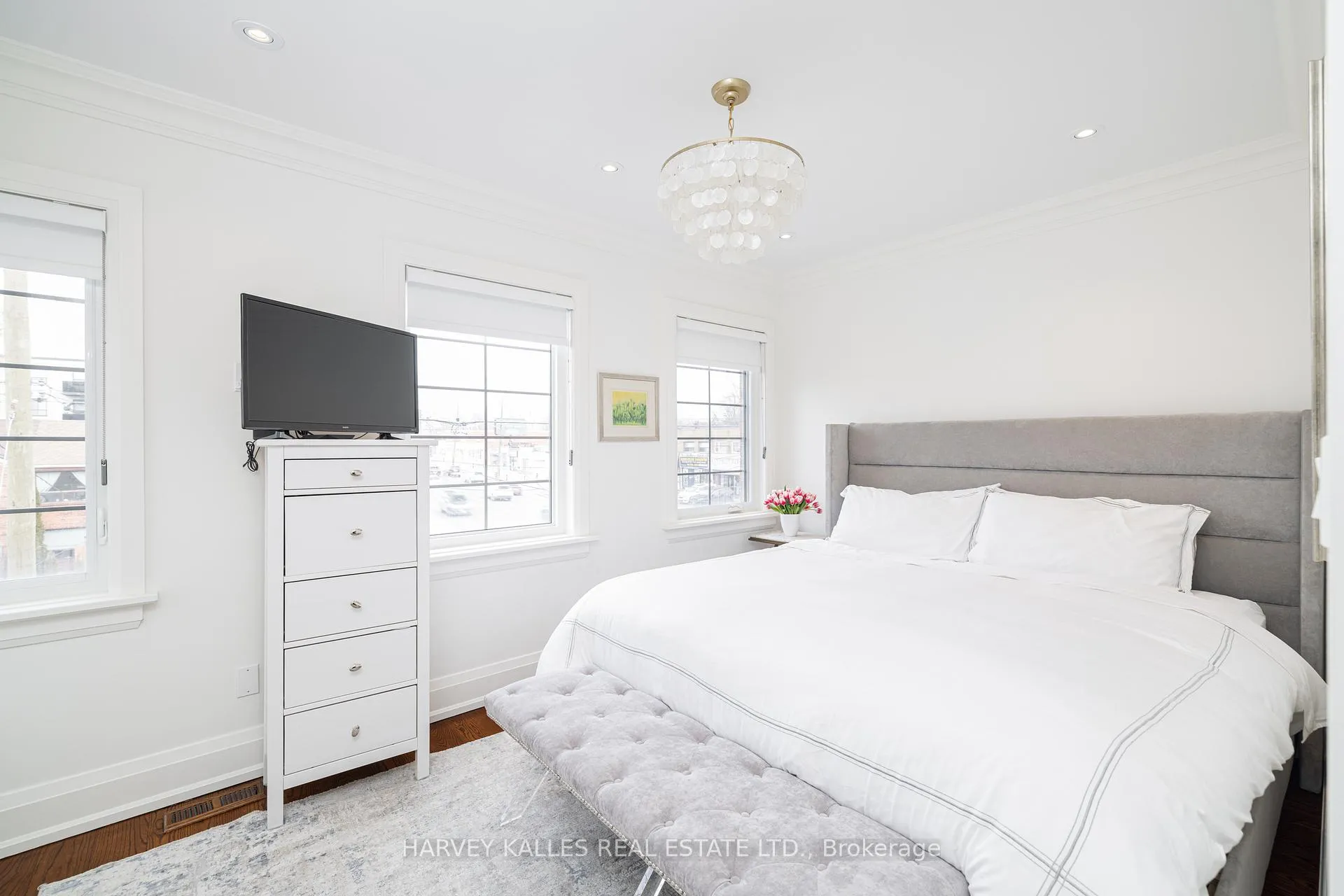 Photo 12 of 1A Khedive Avenue, Toronto, Englemount-Lawrence — HOMEH