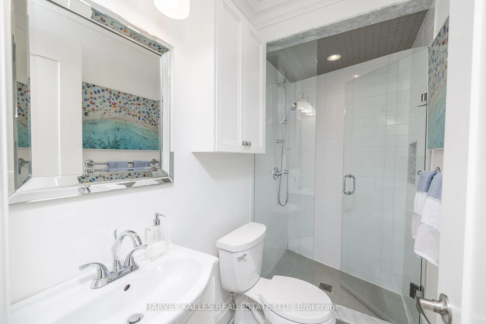Photo 17 of 1A Khedive Avenue, Toronto, Englemount-Lawrence — HOMEH