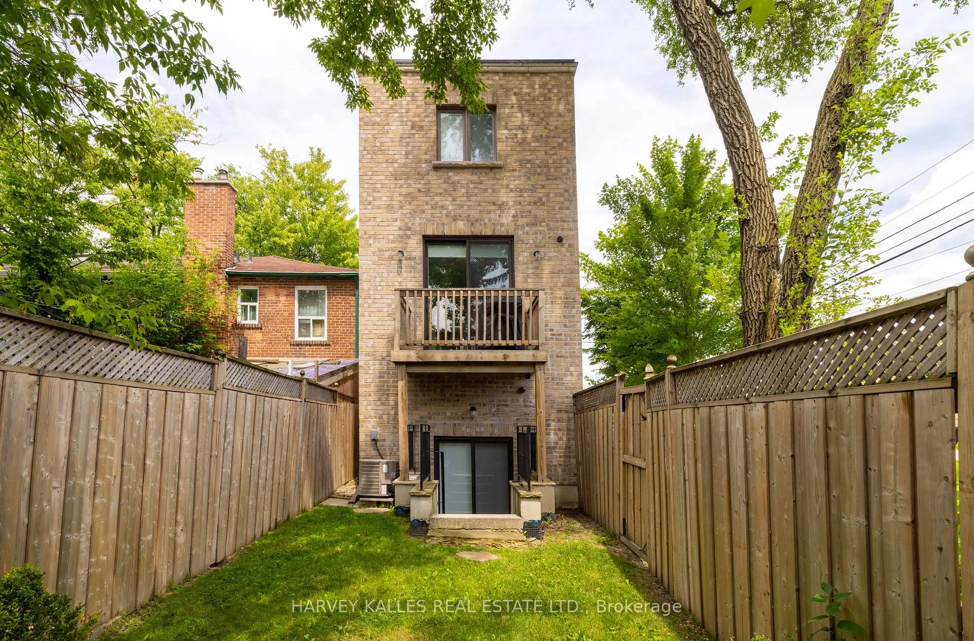 Photo 22 of 1A Khedive Avenue, Toronto, Englemount-Lawrence — HOMEH