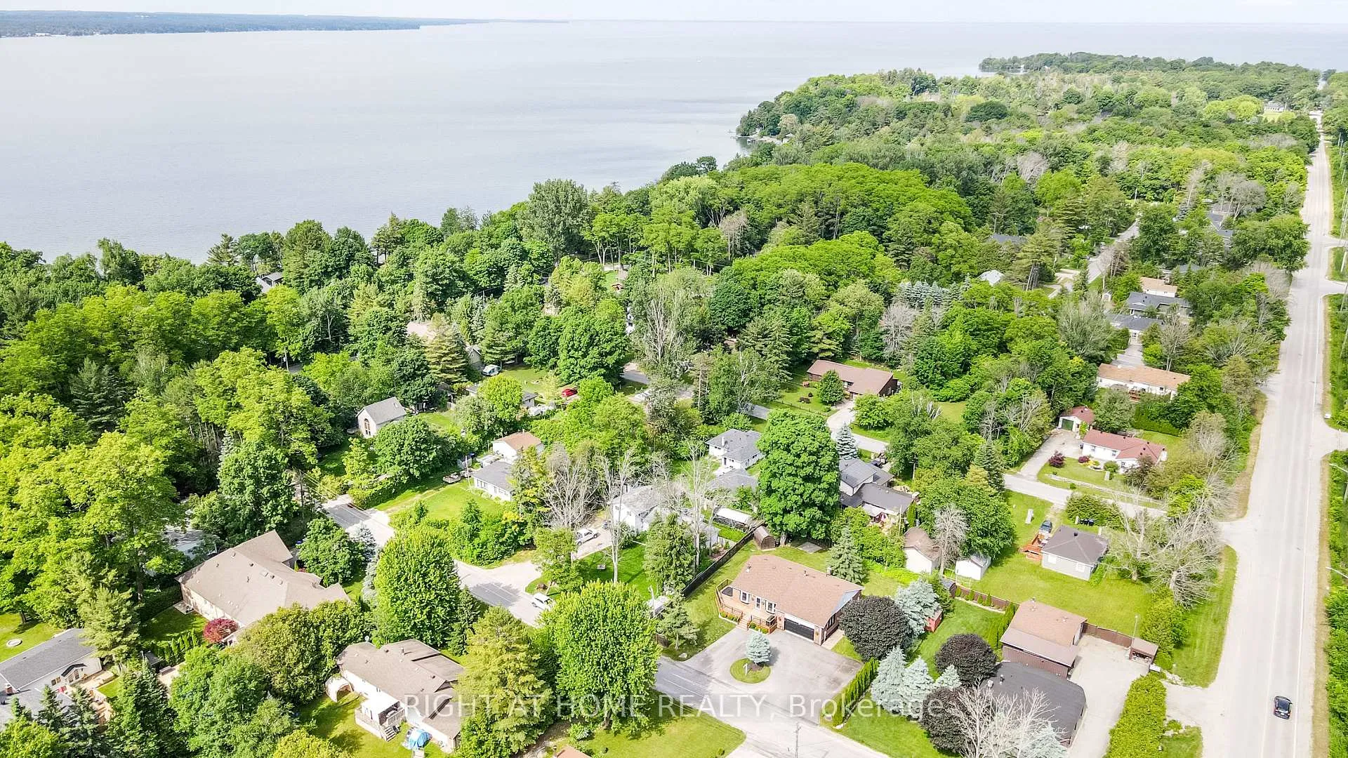 Photo 25 of 3915 Pine Rock Avenue, Innisfil, Rural Innisfil — HOMEH