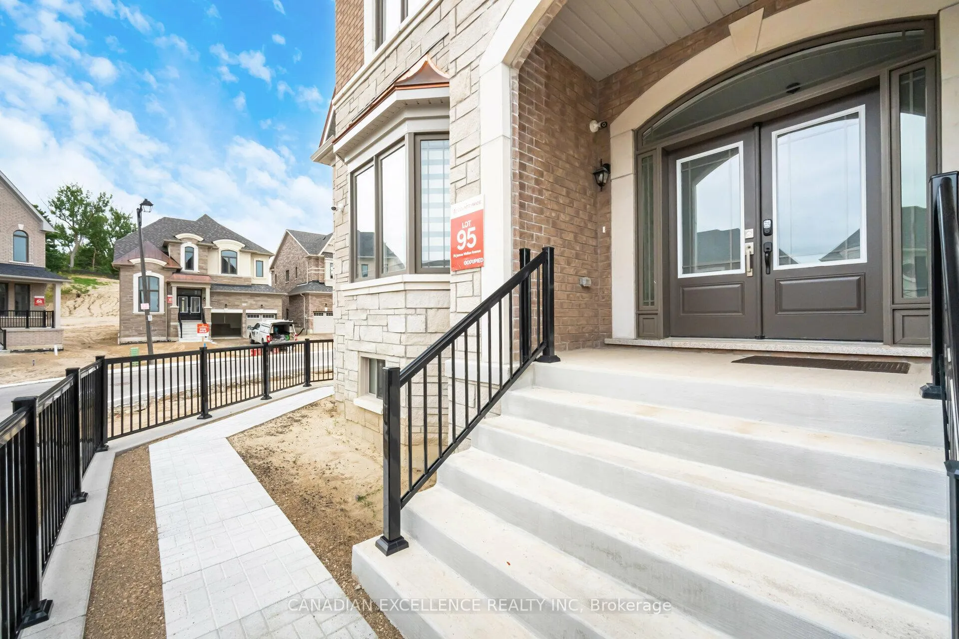 Photo 4 of 76 James Walker Avenue S, Caledon, Caledon East — HOMEH