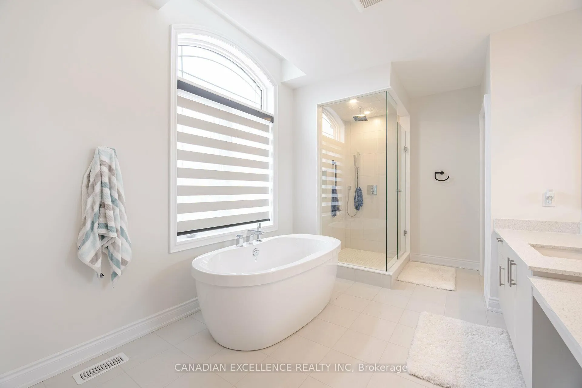 Photo 33 of 76 James Walker Avenue S, Caledon, Caledon East — HOMEH
