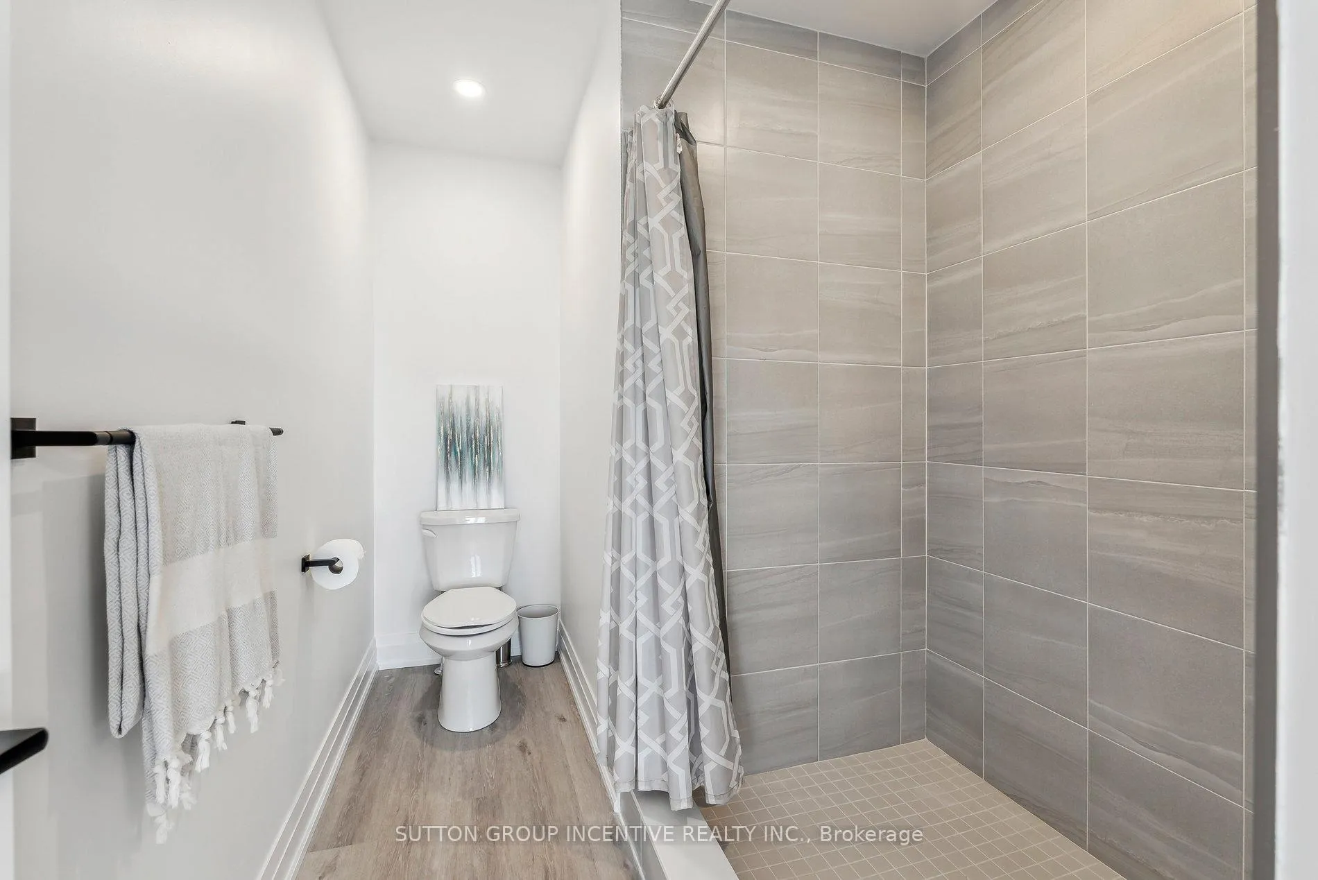 Photo 20 of 1495 Purchase Place, Innisfil, Lefroy — HOMEH