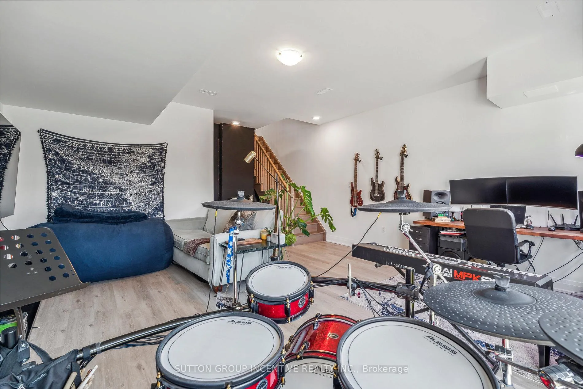 Photo 29 of 1495 Purchase Place, Innisfil, Lefroy — HOMEH