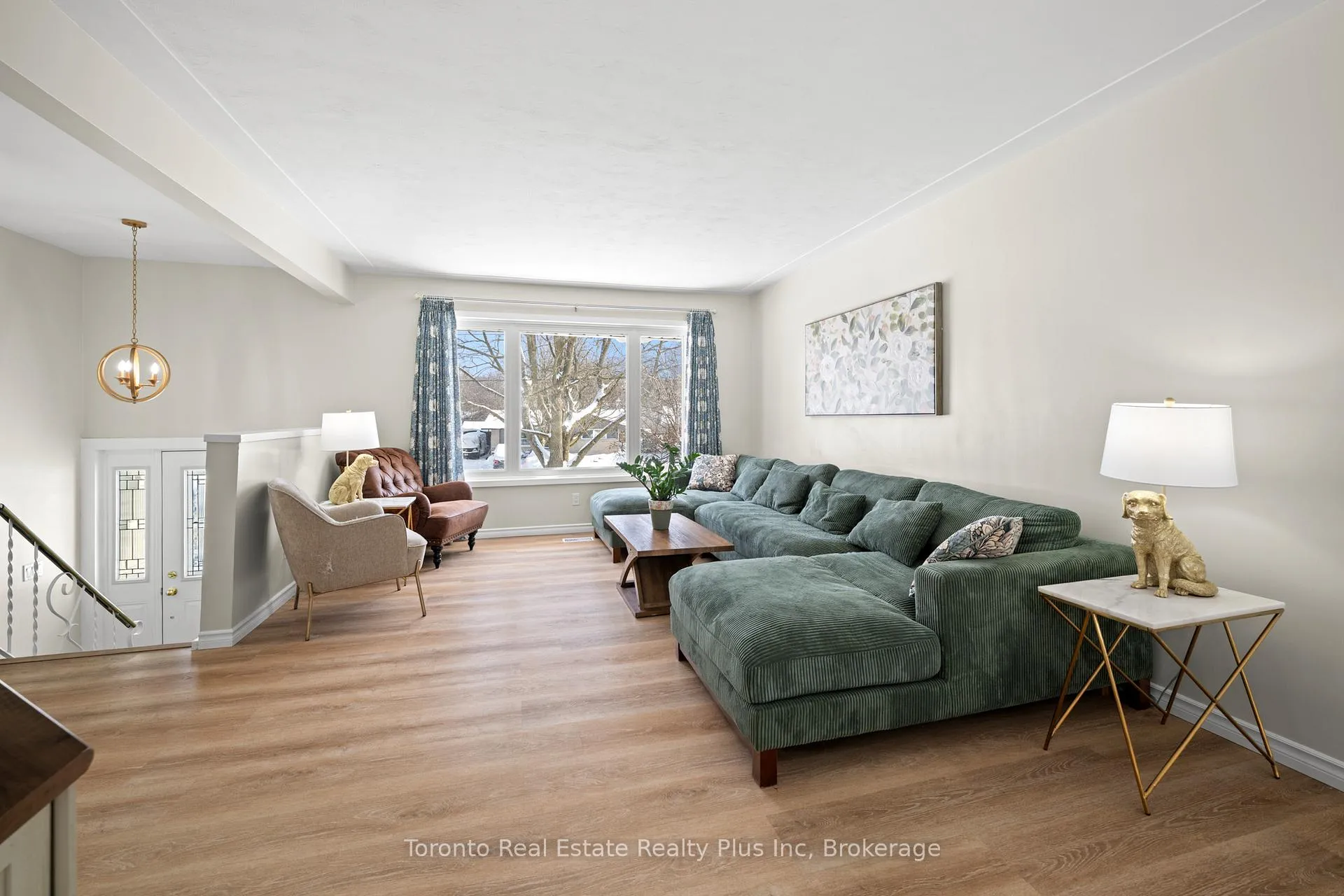 Photo 7 of 528 Greenbrook Drive, Kitchener — HOMEH
