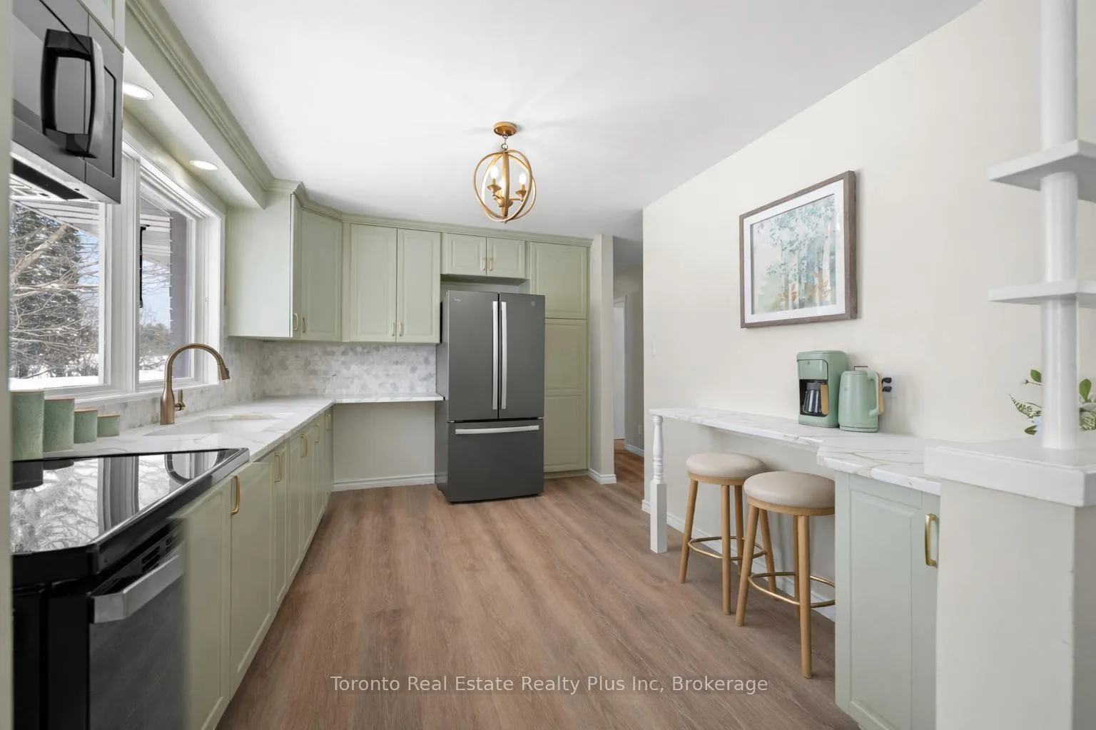 Photo 12 of 528 Greenbrook Drive, Kitchener — HOMEH