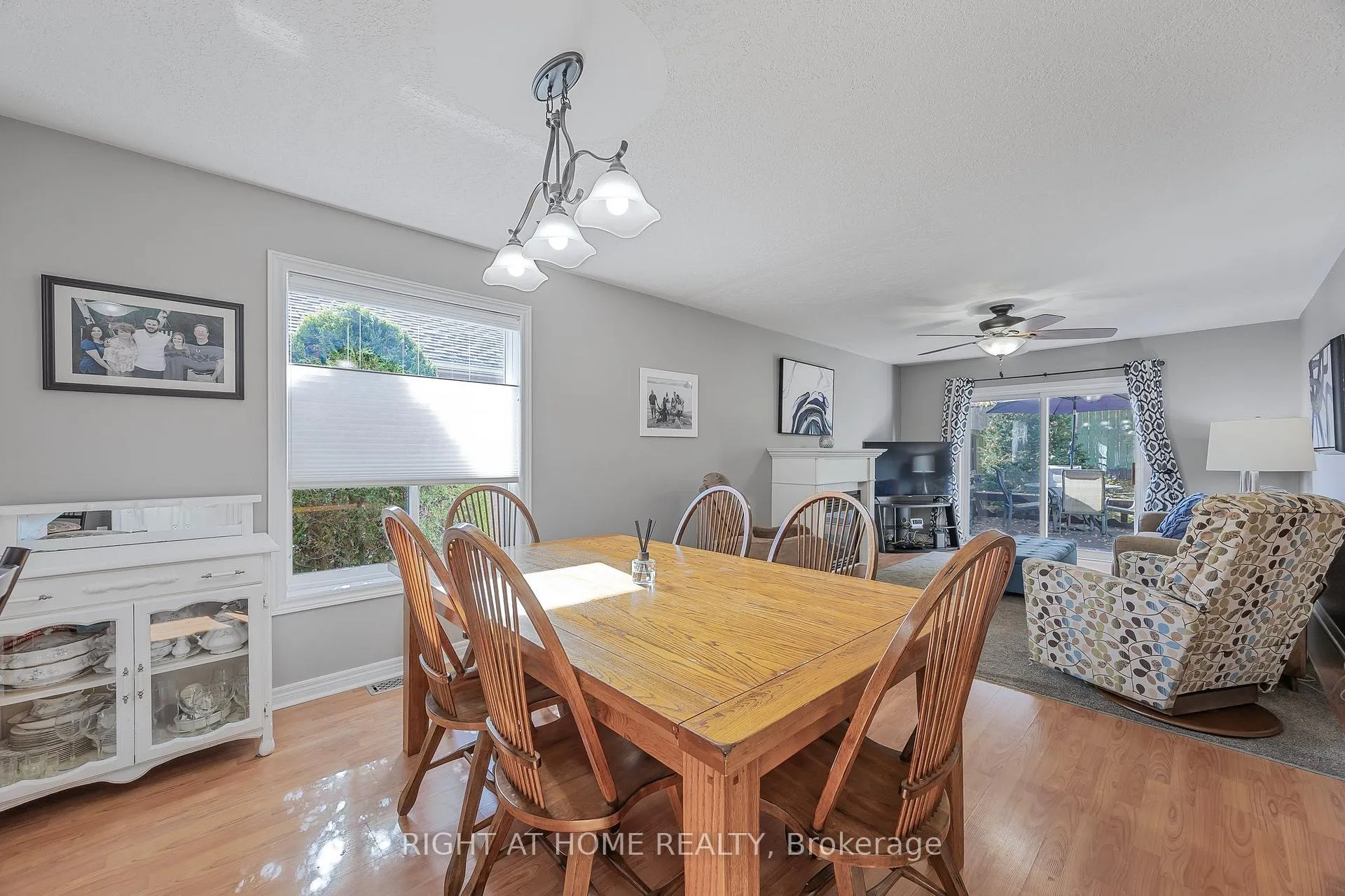 Photo 11 of 8 Duval Drive, Barrie, East Bayfield — HOMEH