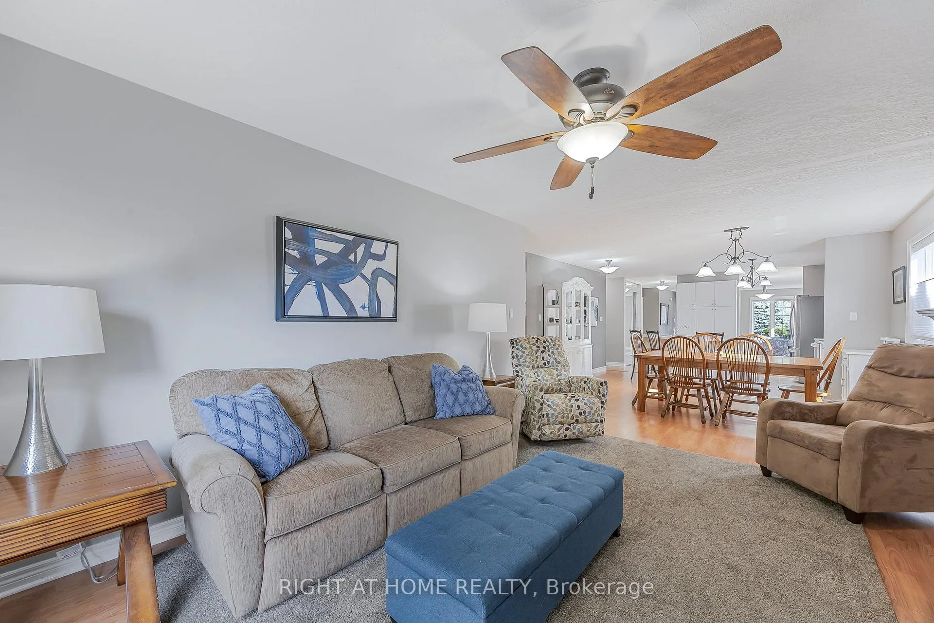 Photo 14 of 8 Duval Drive, Barrie, East Bayfield — HOMEH