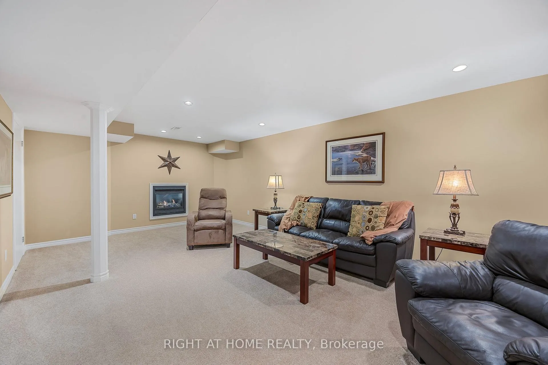 Photo 24 of 8 Duval Drive, Barrie, East Bayfield — HOMEH