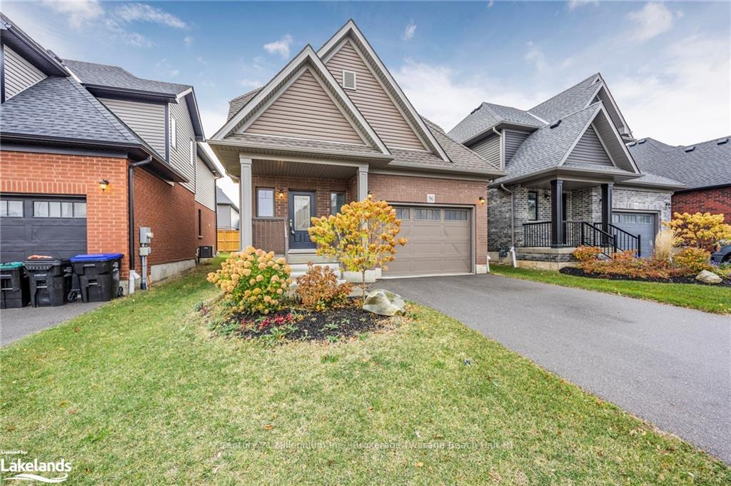Photo 2 of 96 Mclean Avenue, Collingwood — HOMEH