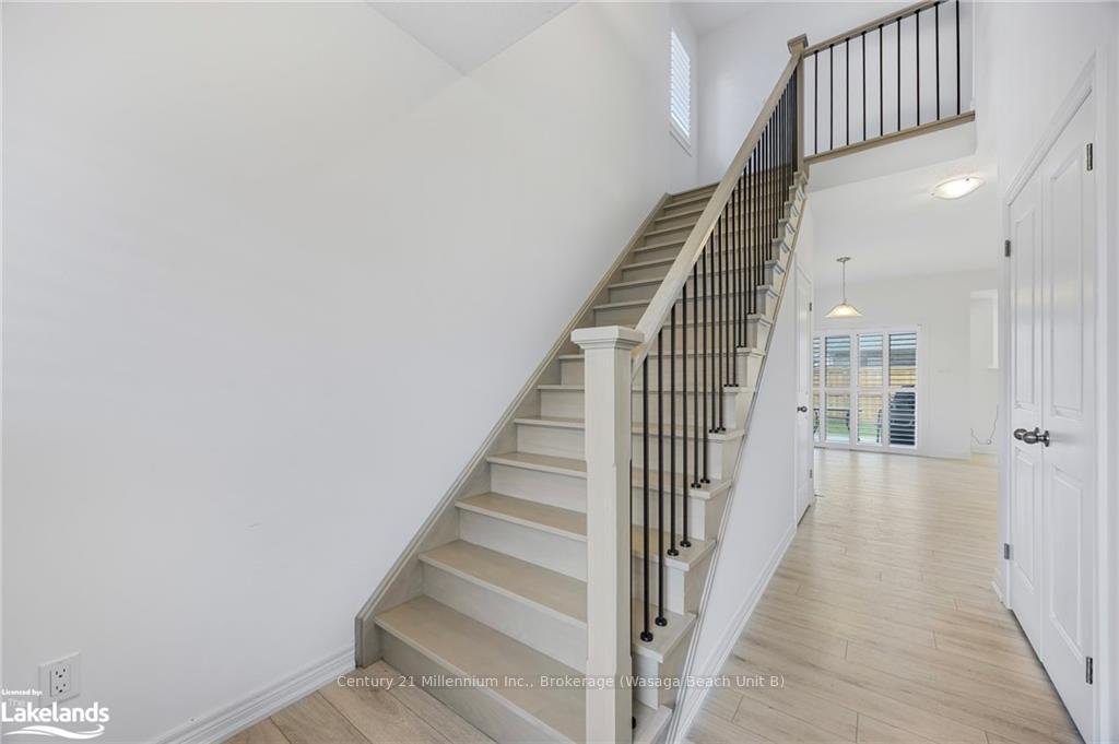 Photo 6 of 96 Mclean Avenue, Collingwood — HOMEH