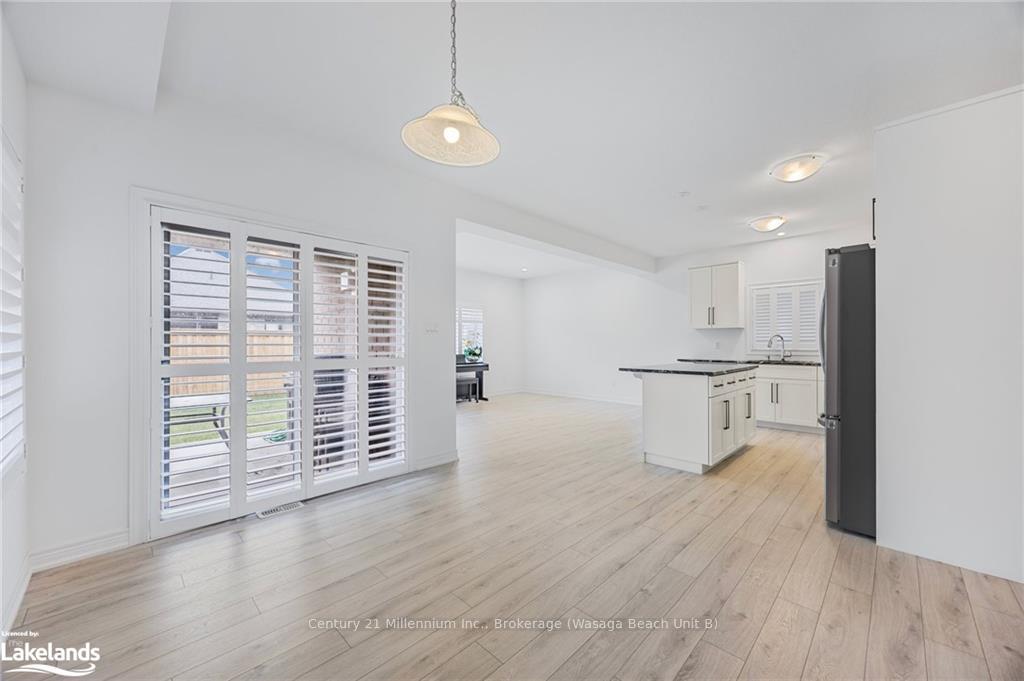 Photo 12 of 96 Mclean Avenue, Collingwood — HOMEH