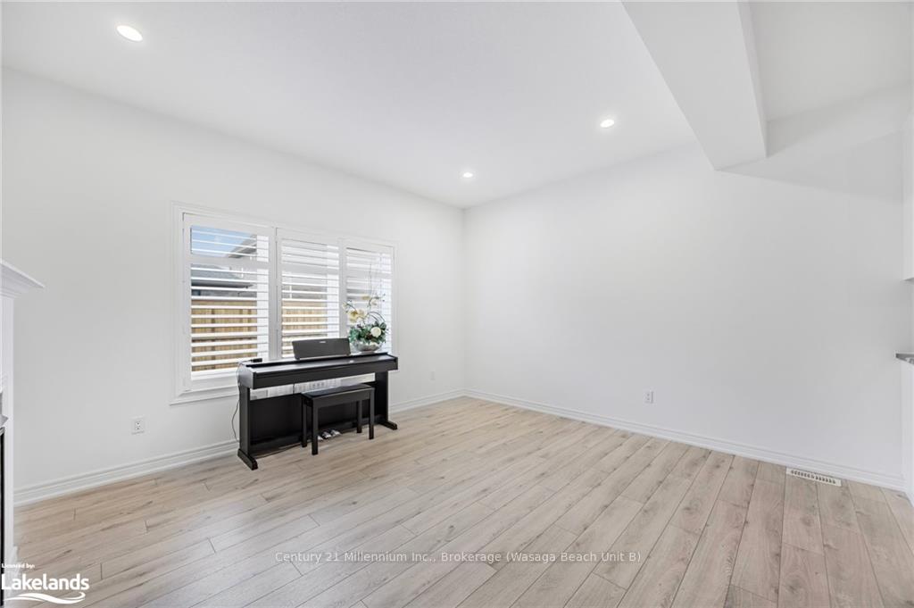 Photo 22 of 96 Mclean Avenue, Collingwood — HOMEH