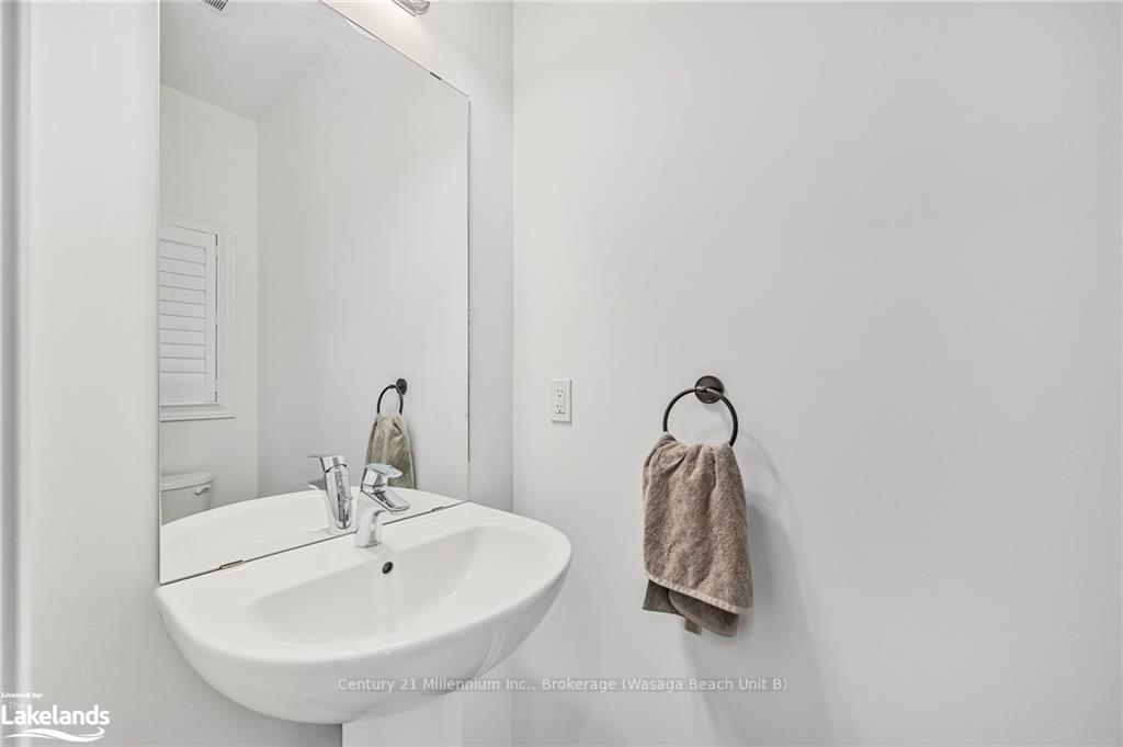 Photo 25 of 96 Mclean Avenue, Collingwood — HOMEH
