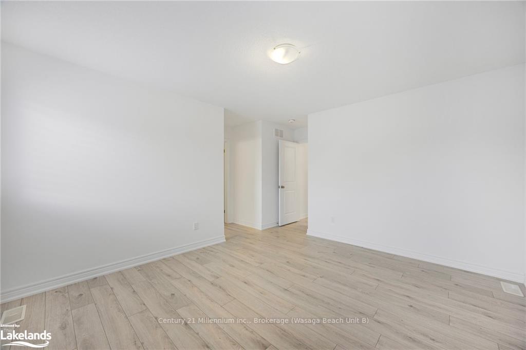 Photo 35 of 96 Mclean Avenue, Collingwood — HOMEH