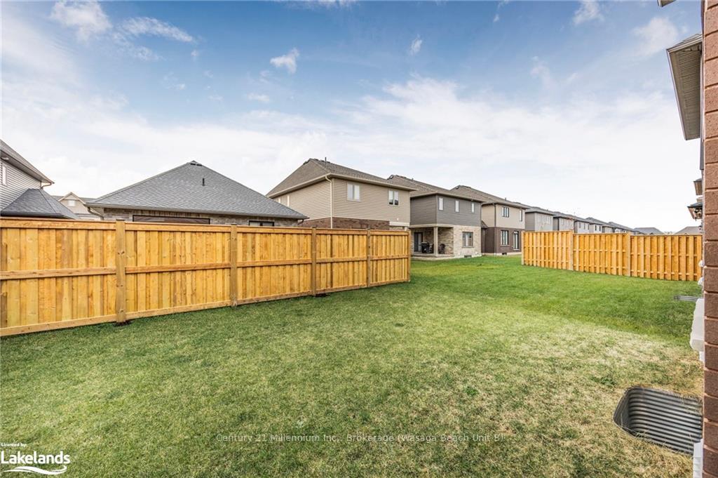 Photo 41 of 96 Mclean Avenue, Collingwood — HOMEH