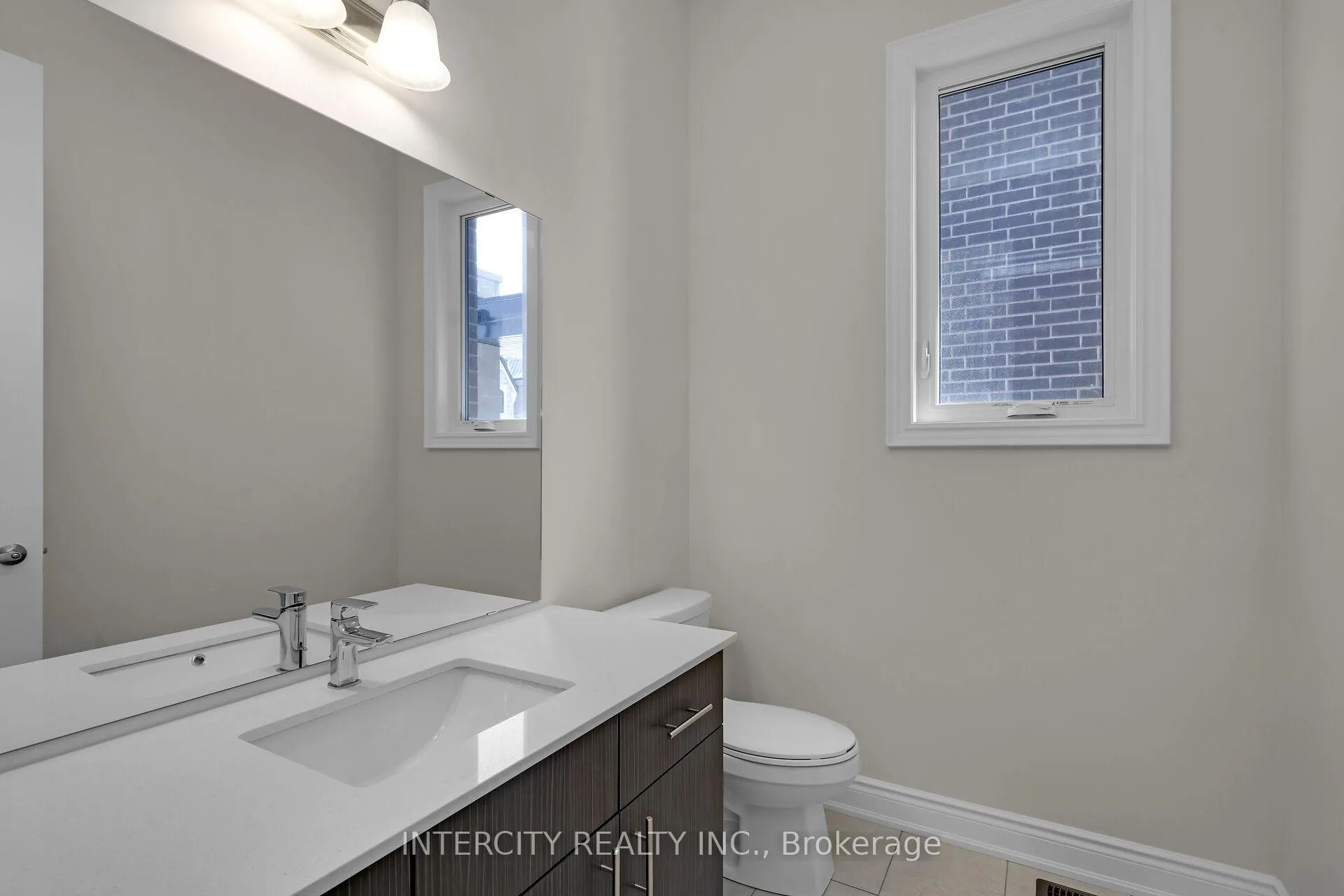 Photo 18 of 85 Terravista Crescent, Vaughan, Kleinburg — HOMEH