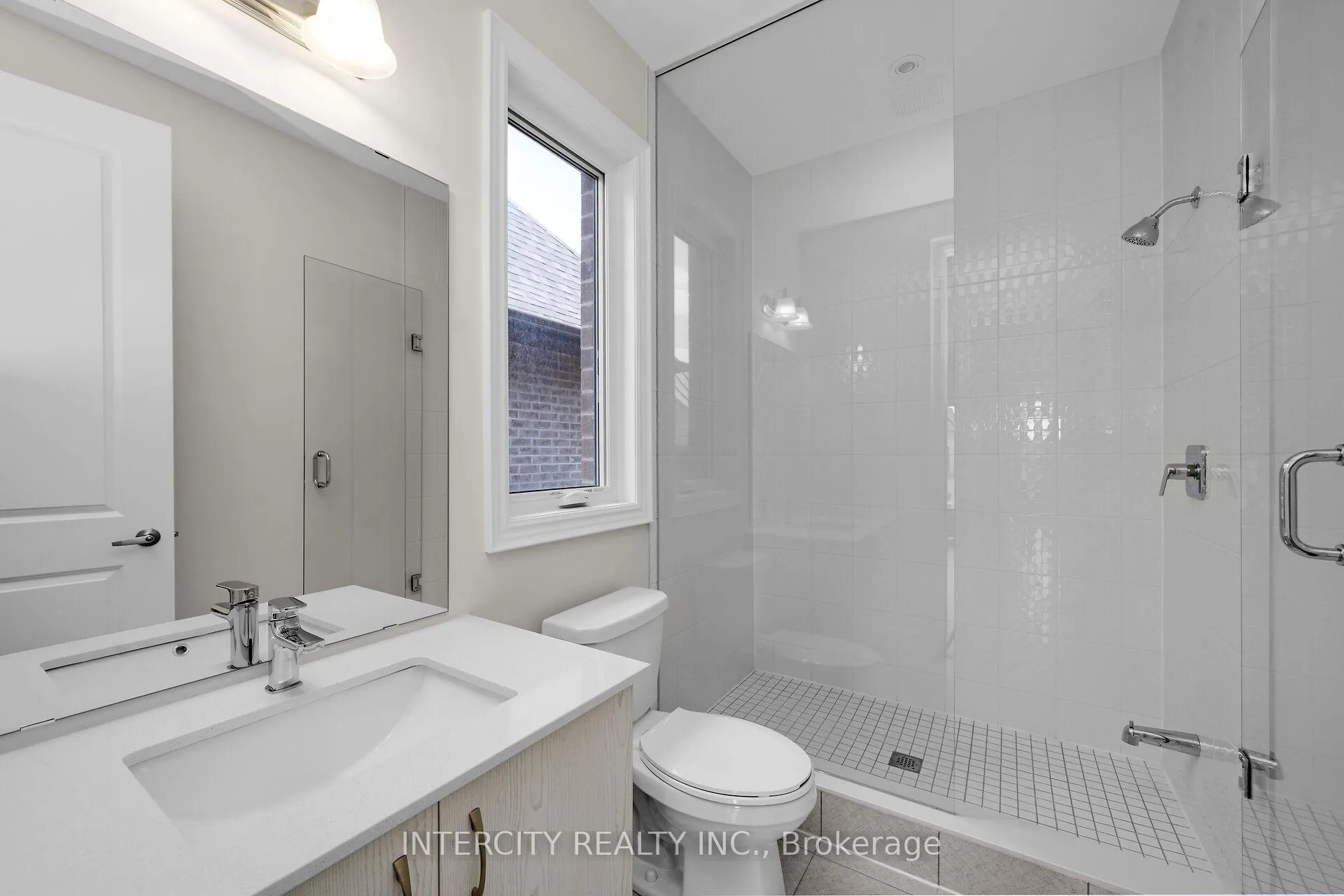 Photo 31 of 85 Terravista Crescent, Vaughan, Kleinburg — HOMEH