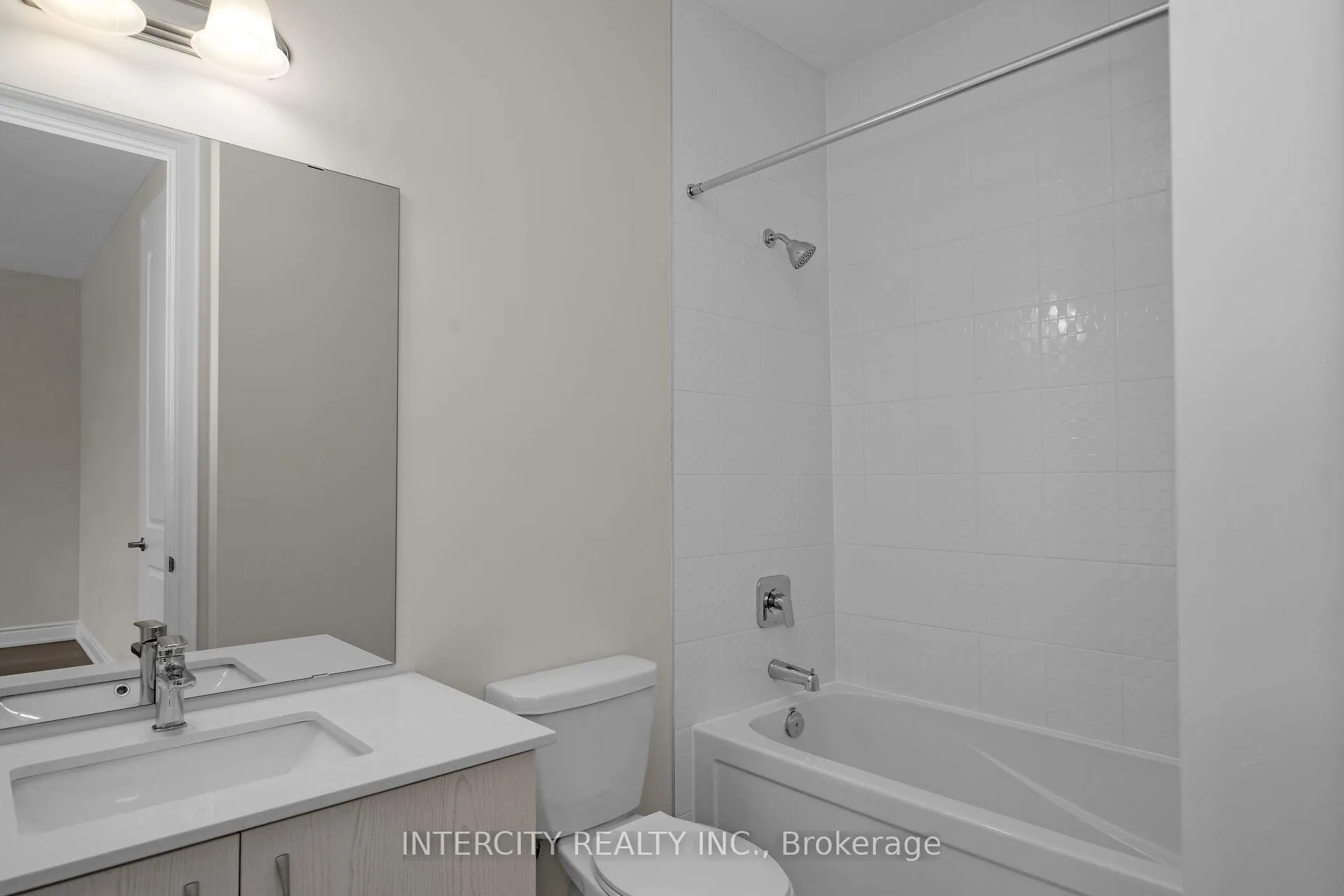Photo 34 of 85 Terravista Crescent, Vaughan, Kleinburg — HOMEH