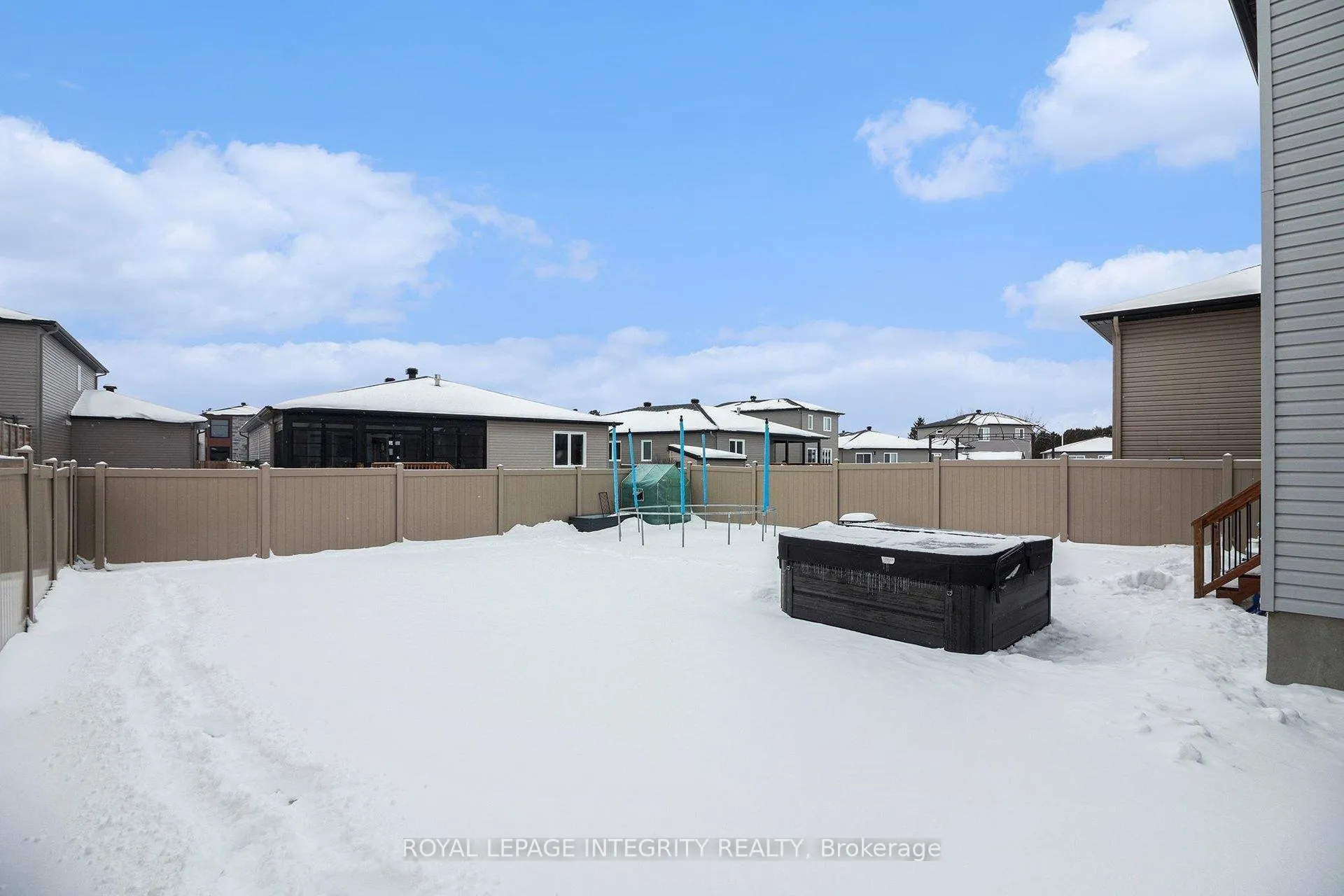 Photo 25 of 2 Richer Street, North Stormont, North Stormont (Finch) Twp — HOMEH