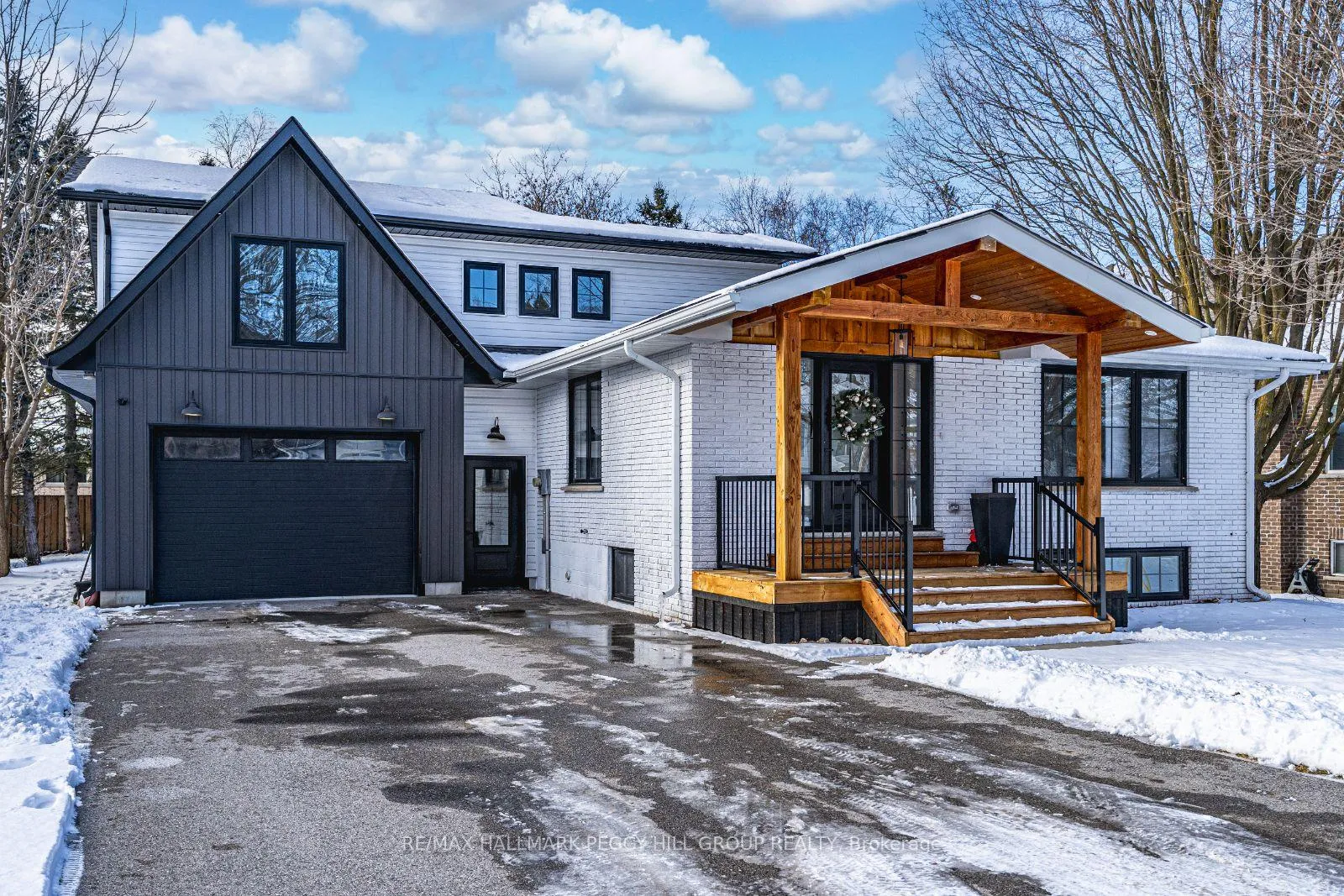 Photo 1 of 12 Centre Street, Innisfil, Cookstown — HOMEH