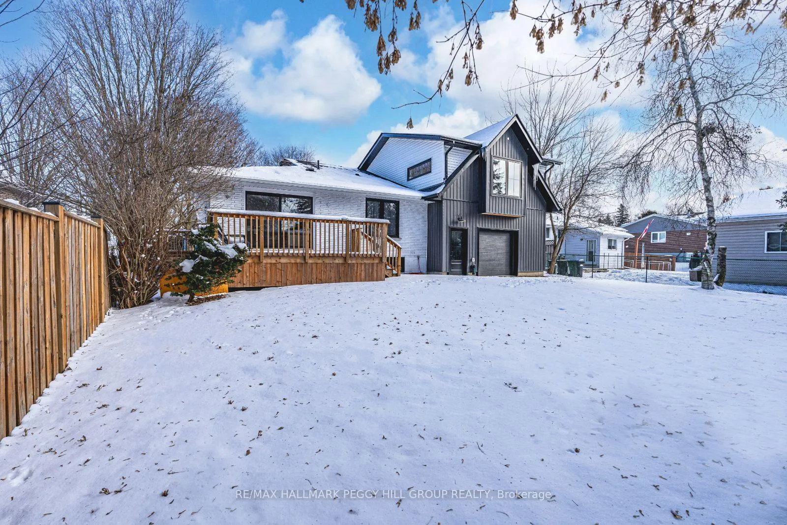 Photo 17 of 12 Centre Street, Innisfil, Cookstown — HOMEH